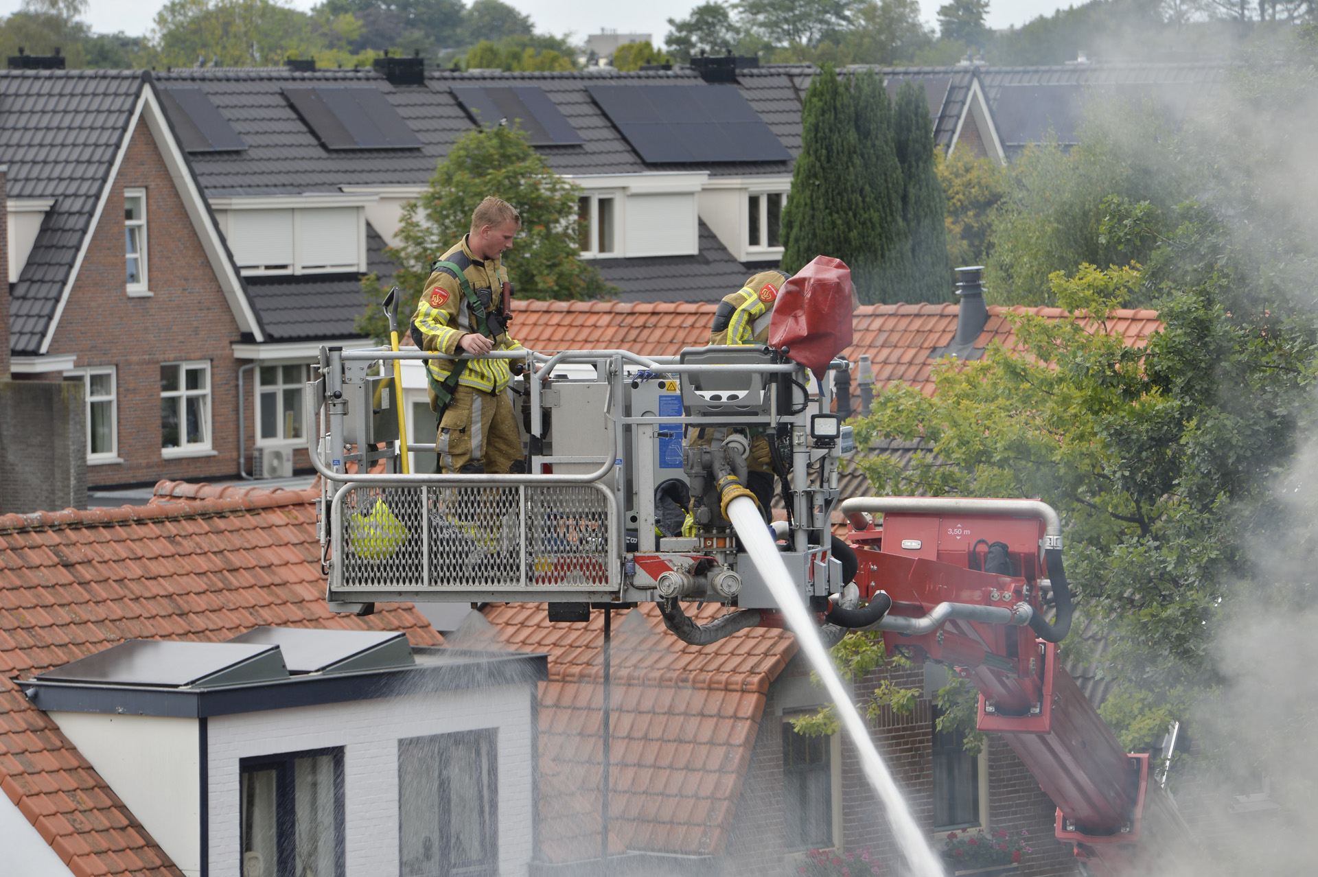 Foto Update Grote Uitslaande Woningbrand In Breda Brabant