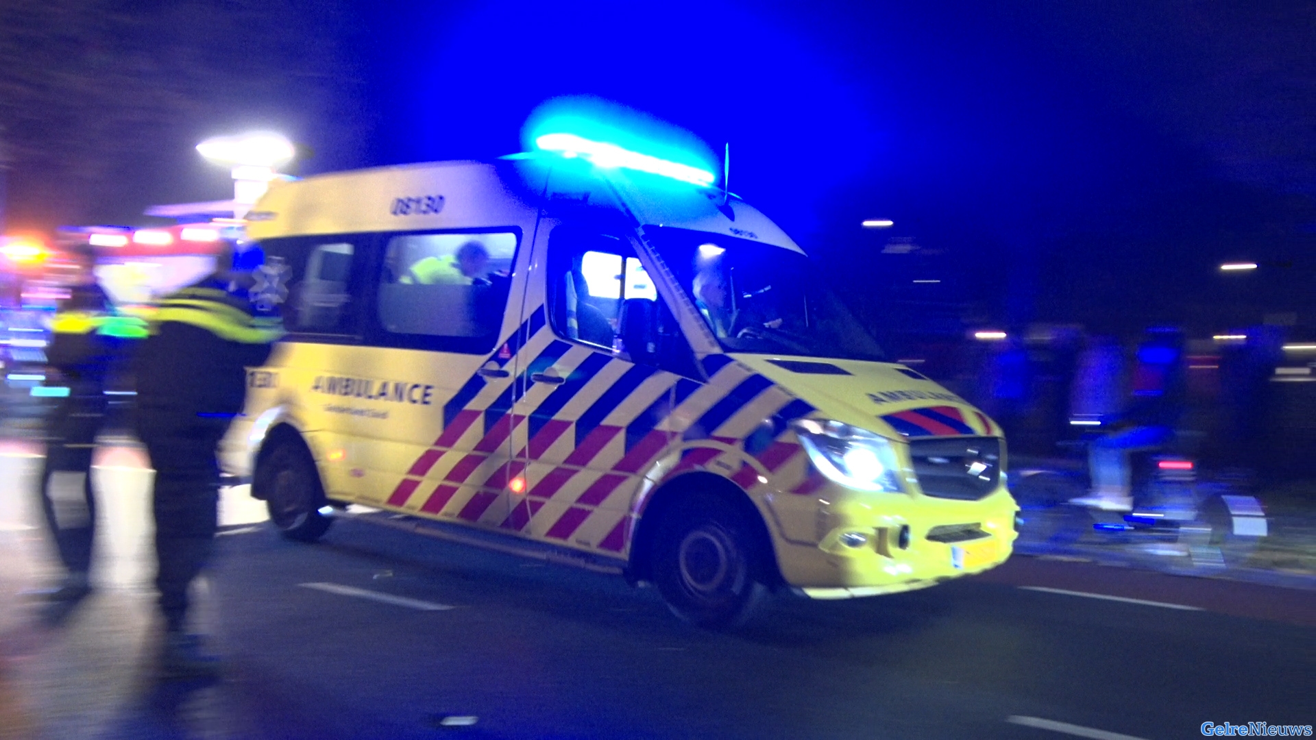 Scooterrijder zwaargewond na botsing met auto