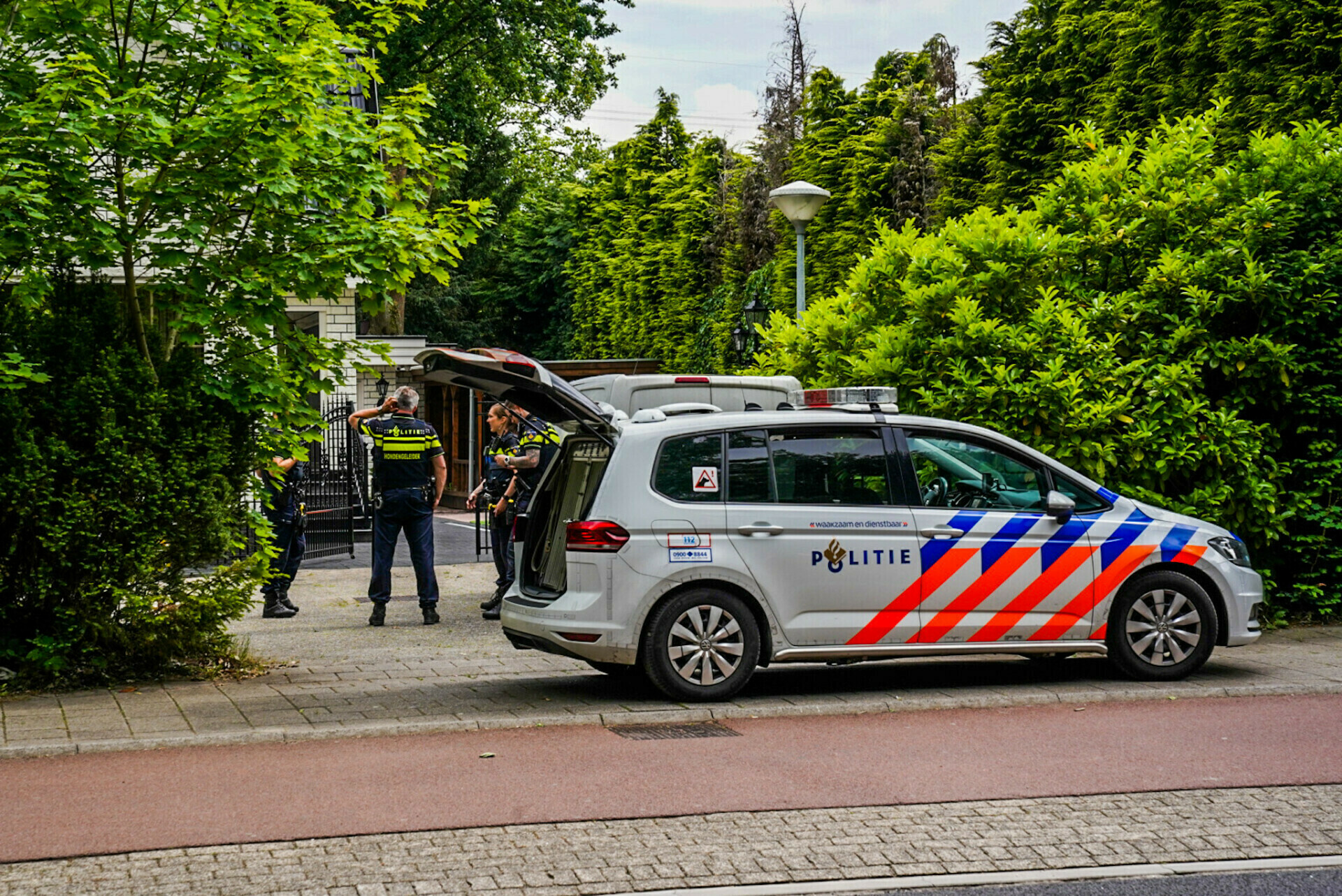 Arrestaties bij inval op woonwagenkamp in Eindhoven