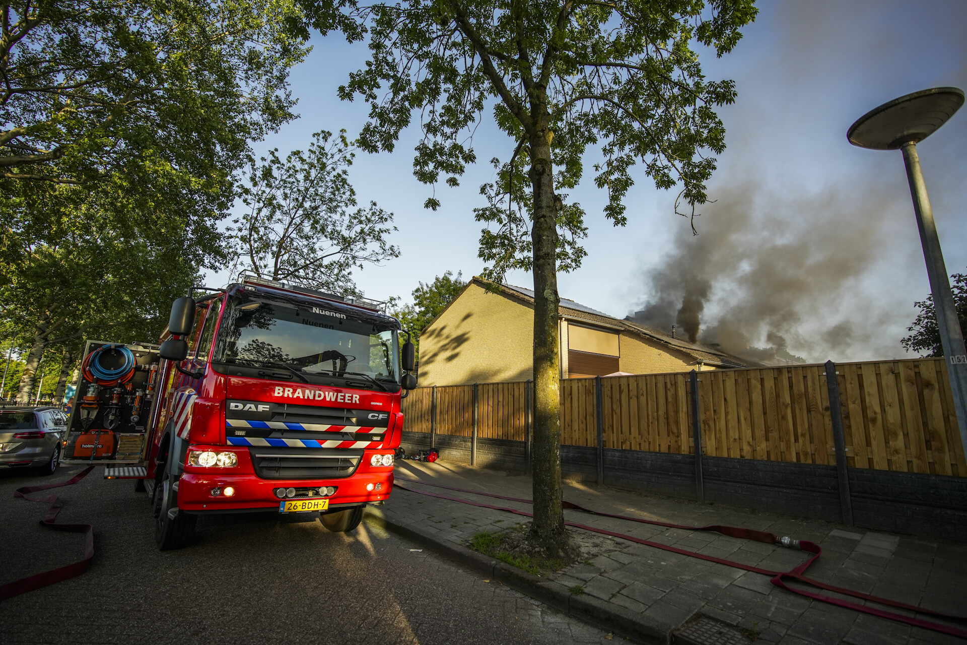 Grote brand bij woning in Eindhoven