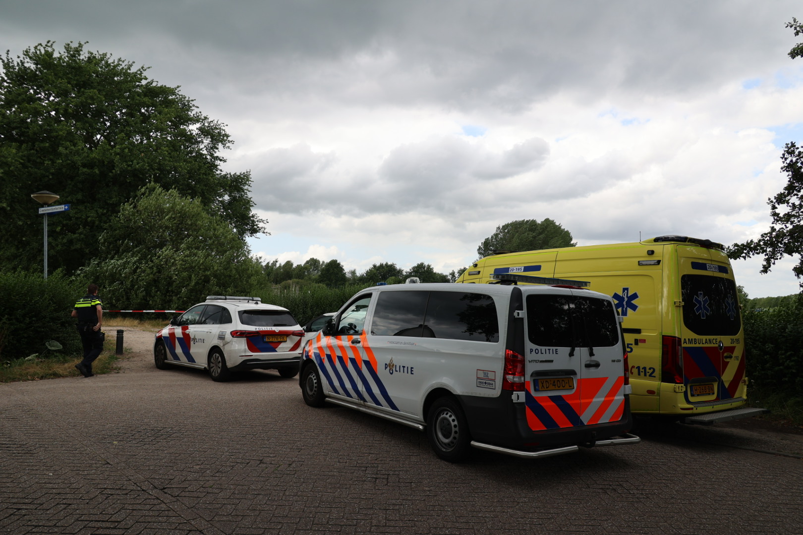 Overleden vrouw aangetroffen in een tent
