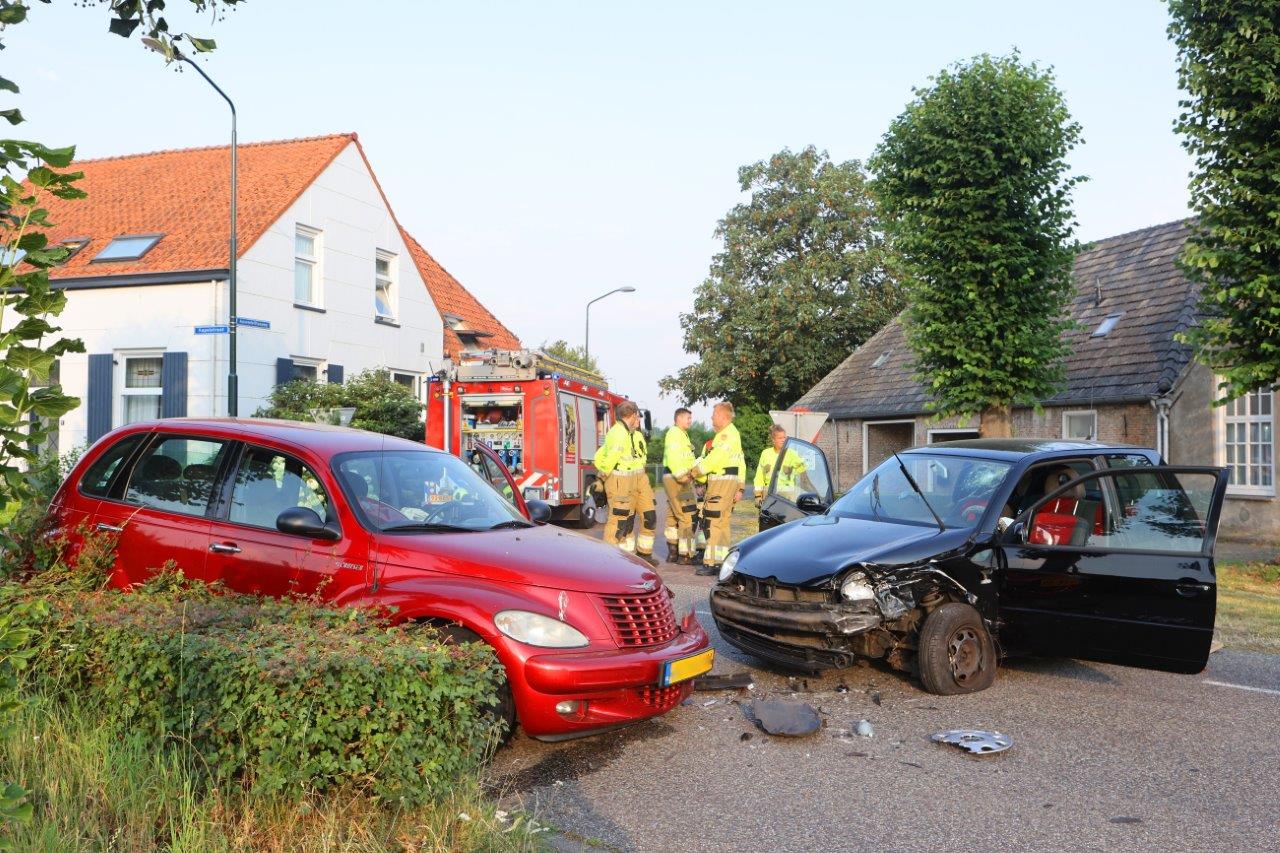 Twee Gewonden Bij Frontale Botsing In Middelrode - 112Brabant