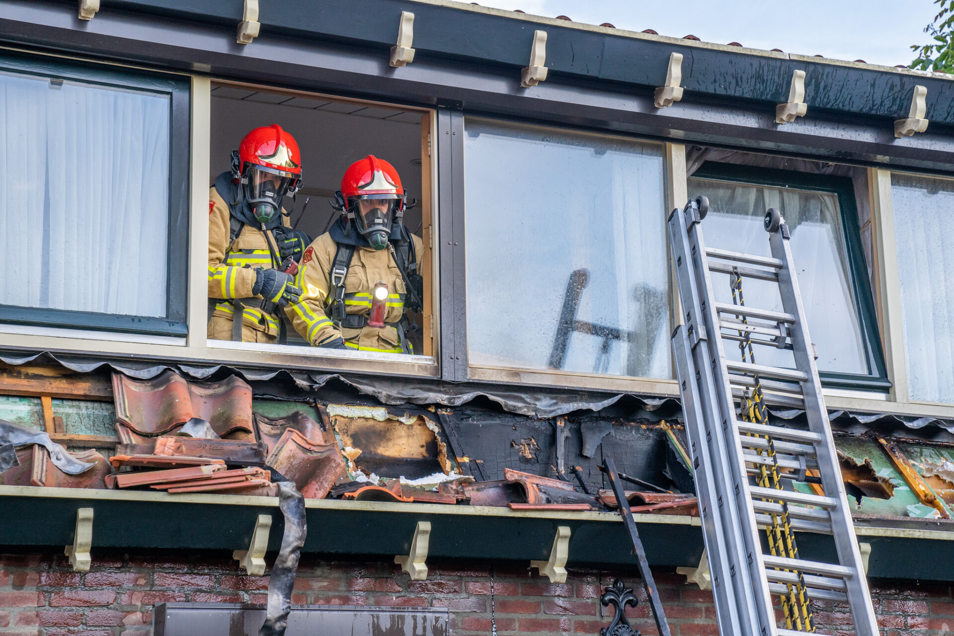 Dakbrand in woning Veldhoven