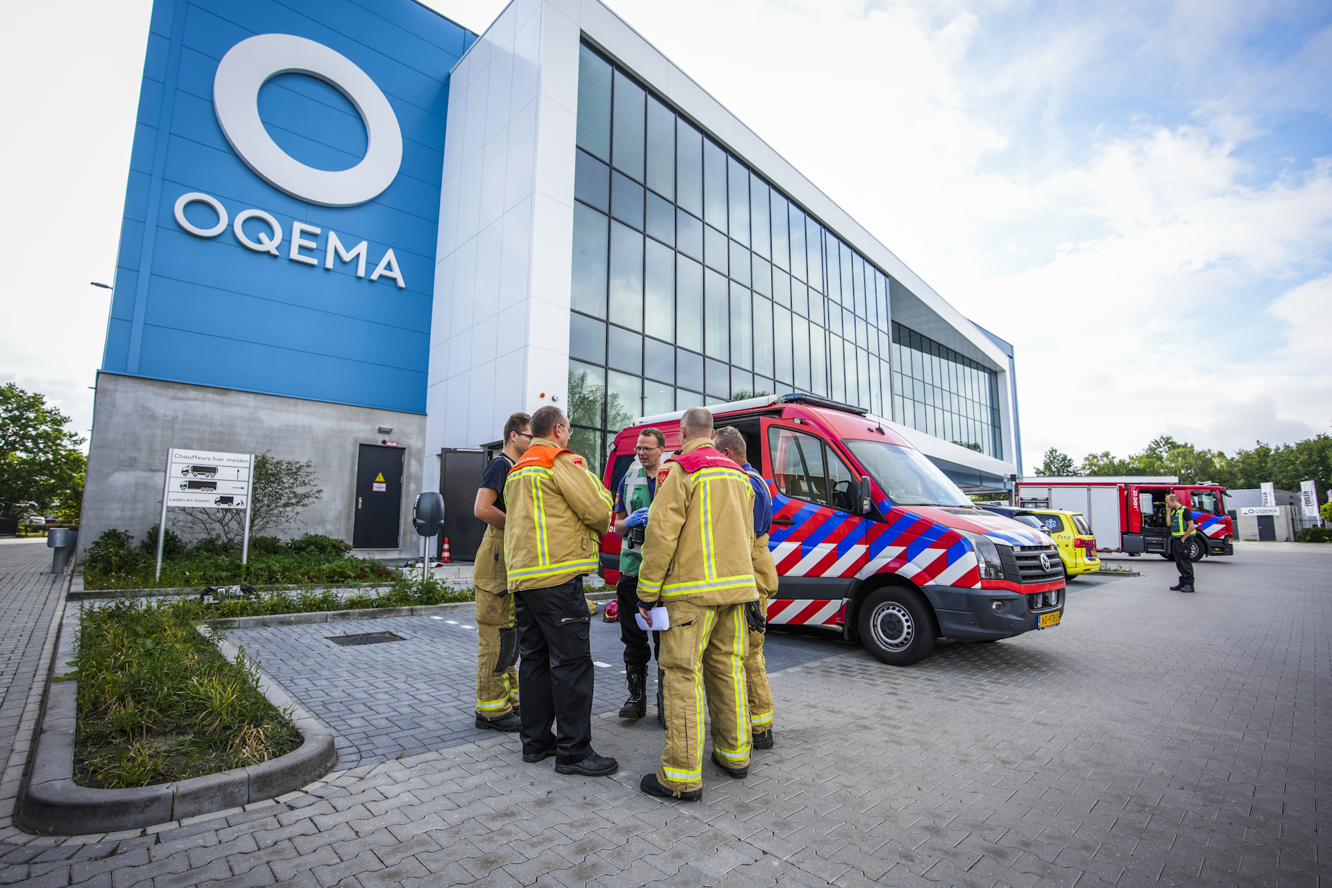 Vat met gevaarlijke stoffen valt om in Son en Breugel