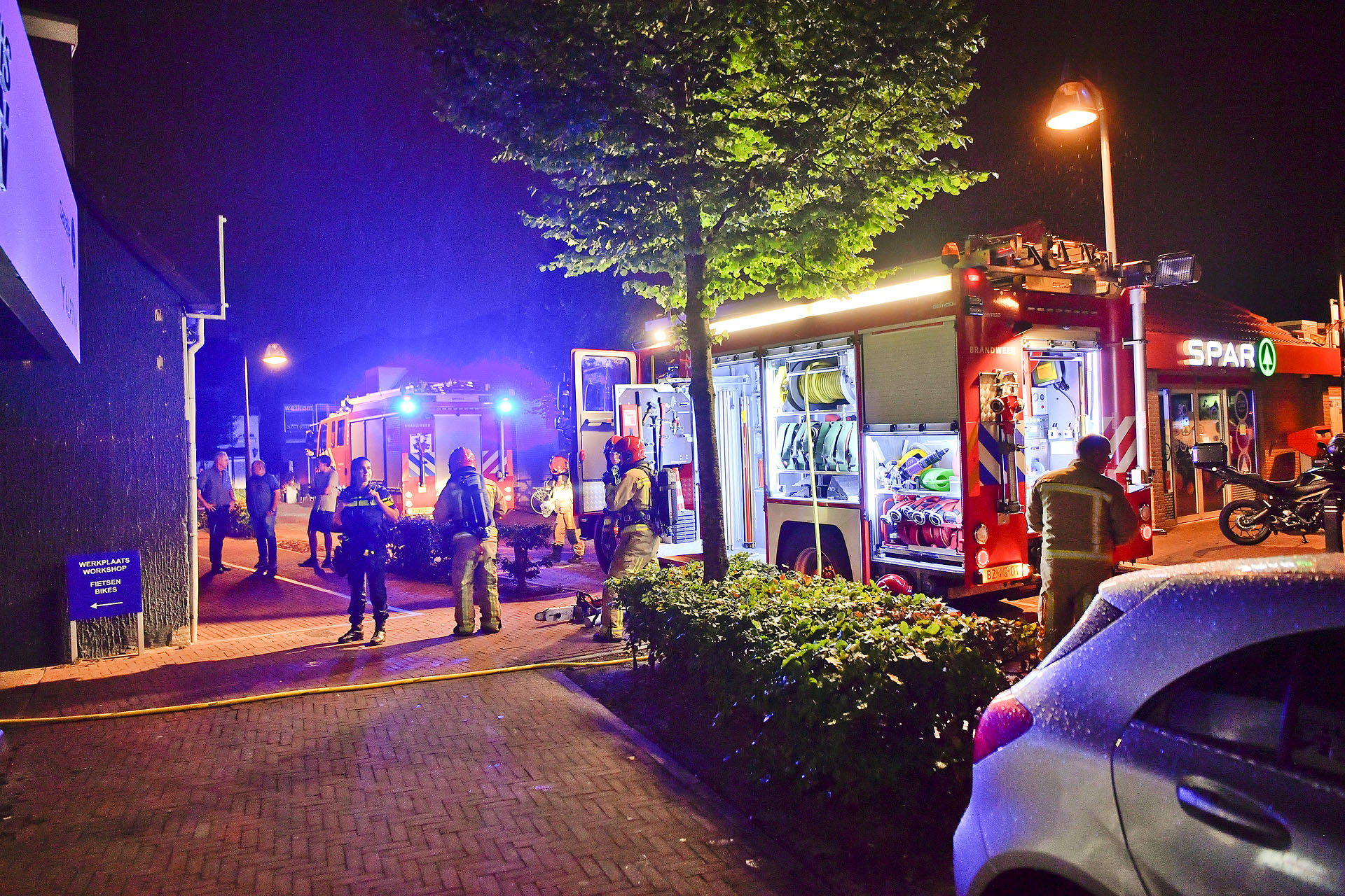 Brand verwoest gebouw omstreden islamstichting