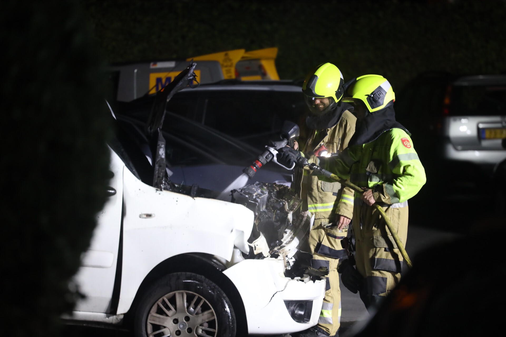 Autobrand bij autoschadebedrijf