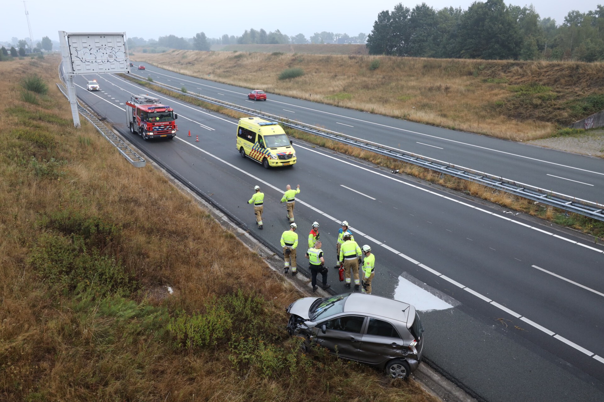 Bestuurder spoorloos na ongeval op A50 bij Son en Breugel