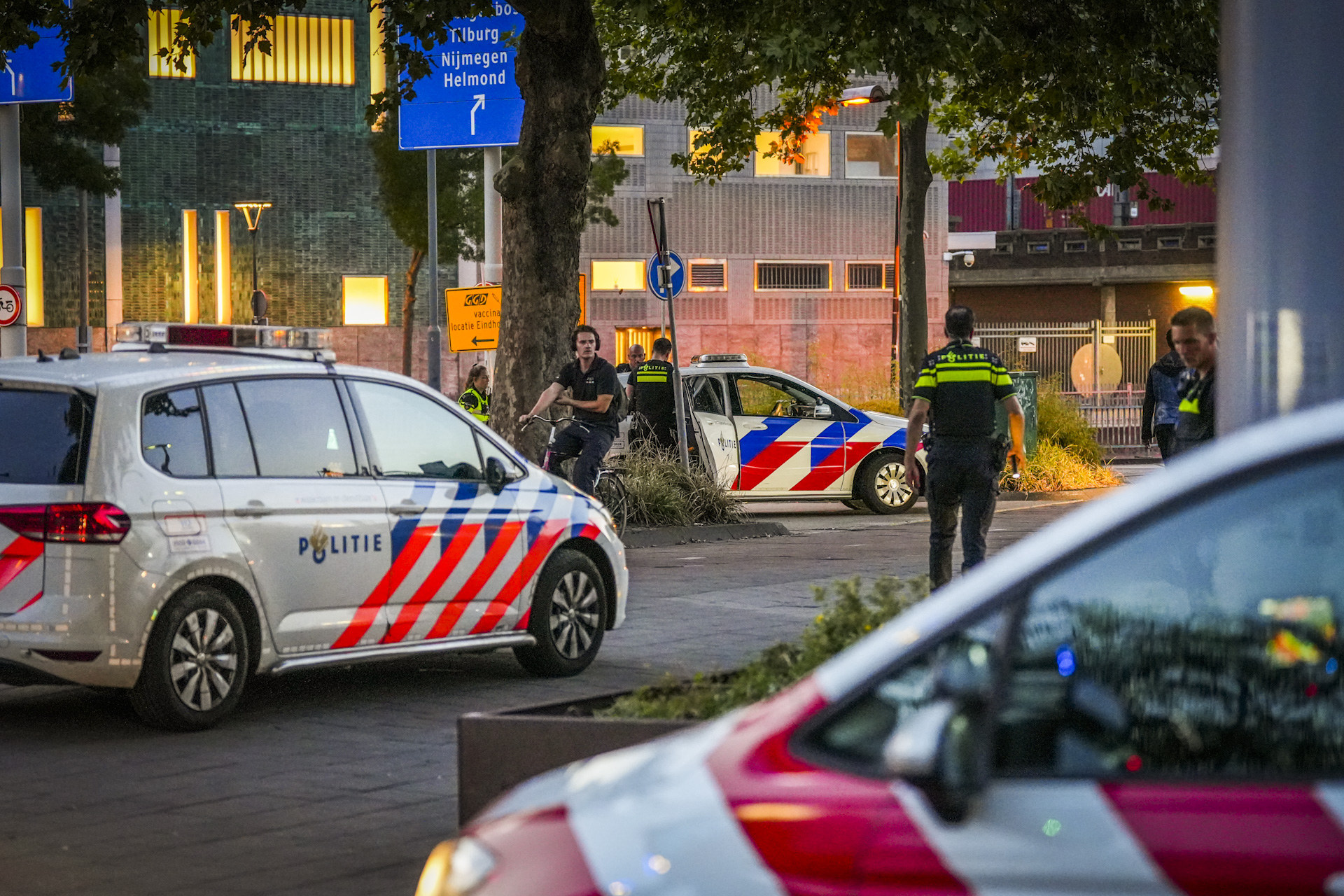 Twee Gewonden Na Steekpartij Station Eindhoven - 112Brabant