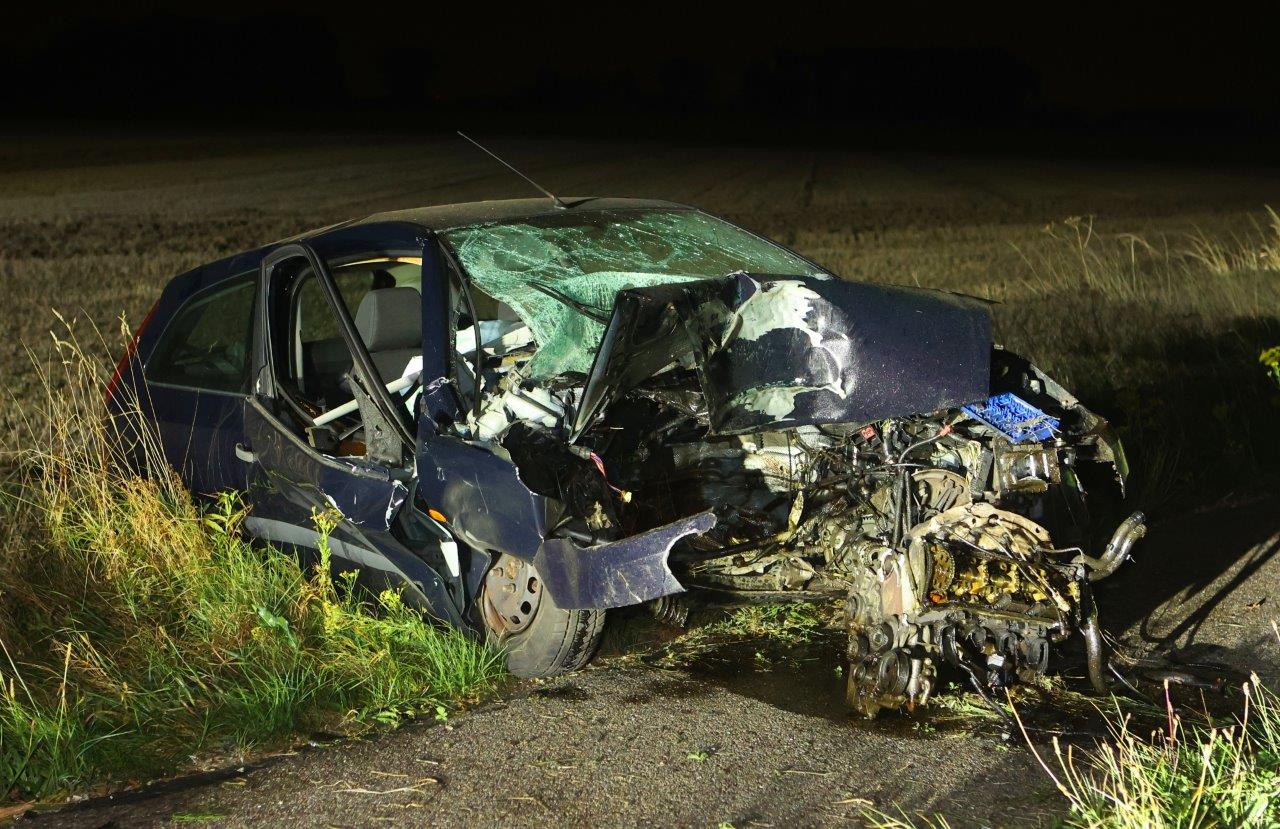 Vrouw uit auto geslingerd bij ernstig ongeval