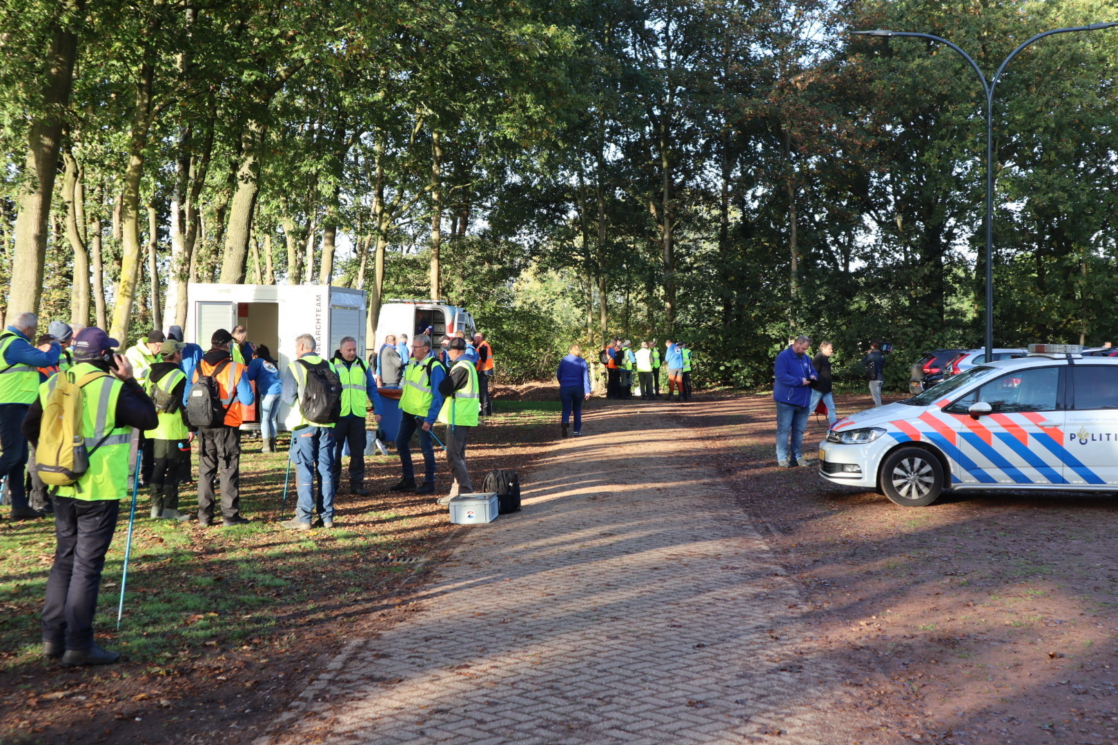 FOTO UPDATE Zoektocht Naar Vermiste Hebe En Sanne Hervat - 112Brabant