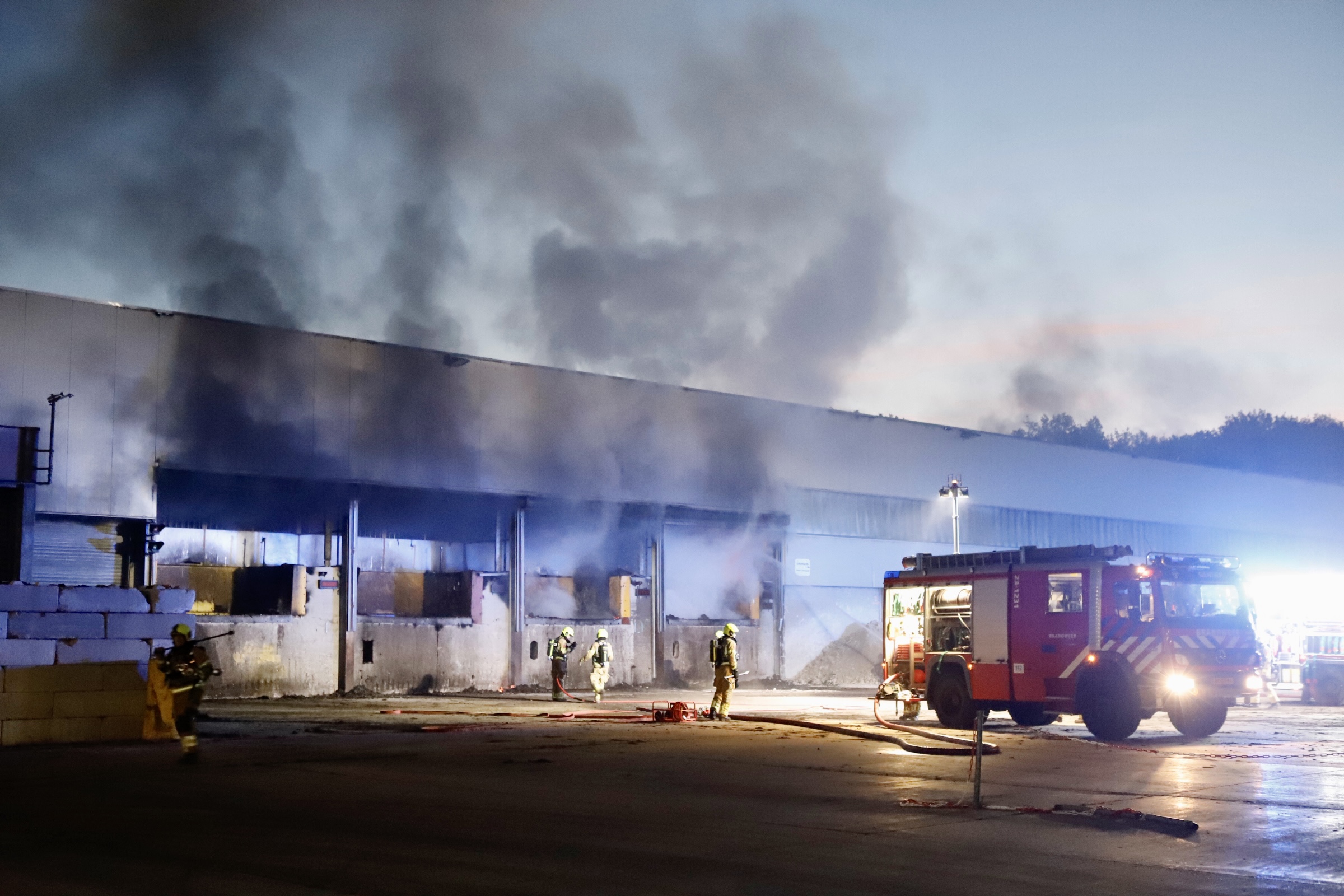 Flinke brand bij mestverwerkingsbedrijf