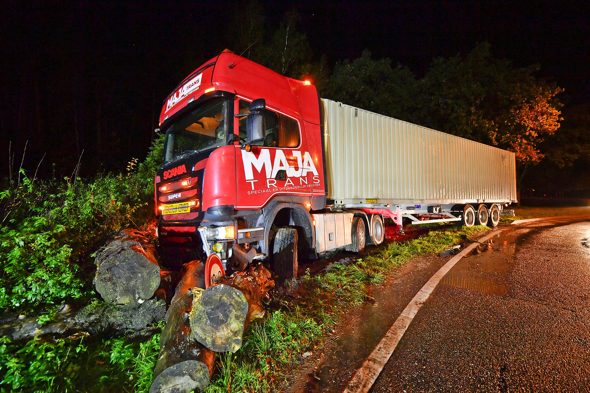 Dronken vrachtwagenchauffeur aangehouden