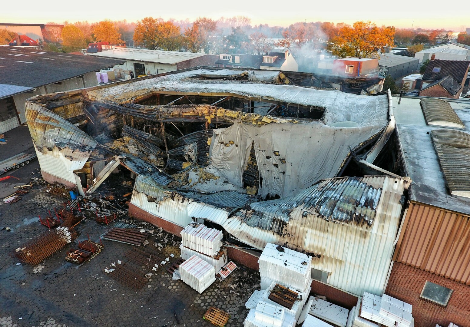 Foto’s: day after van de zeer grote brand in Tilburg