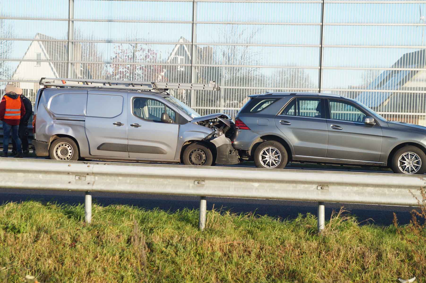 Kop-staart aanrijding op A59 richting Den Bosch