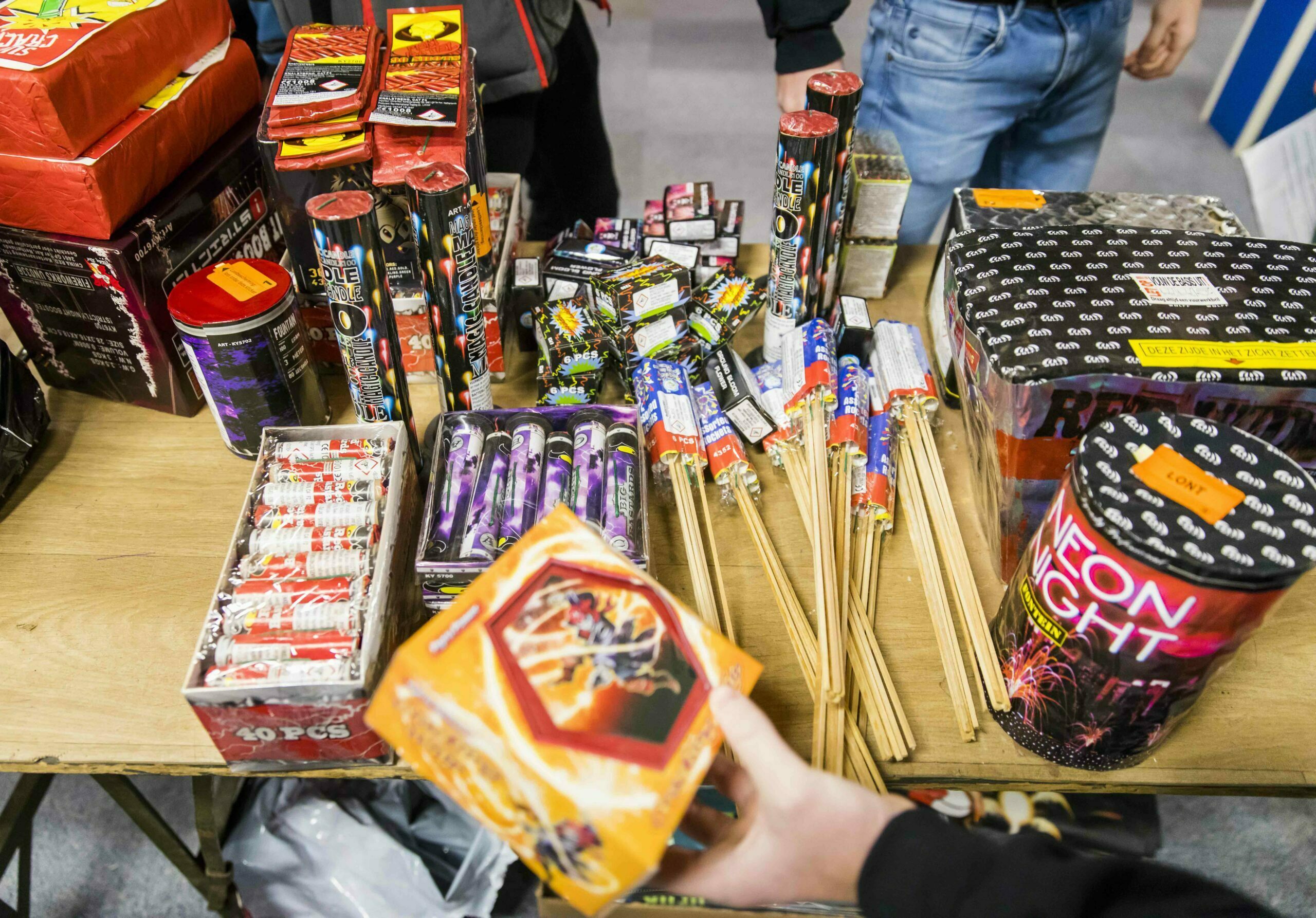 Vuurwerk mag weer in de verkoop na verbod van 2 jaar