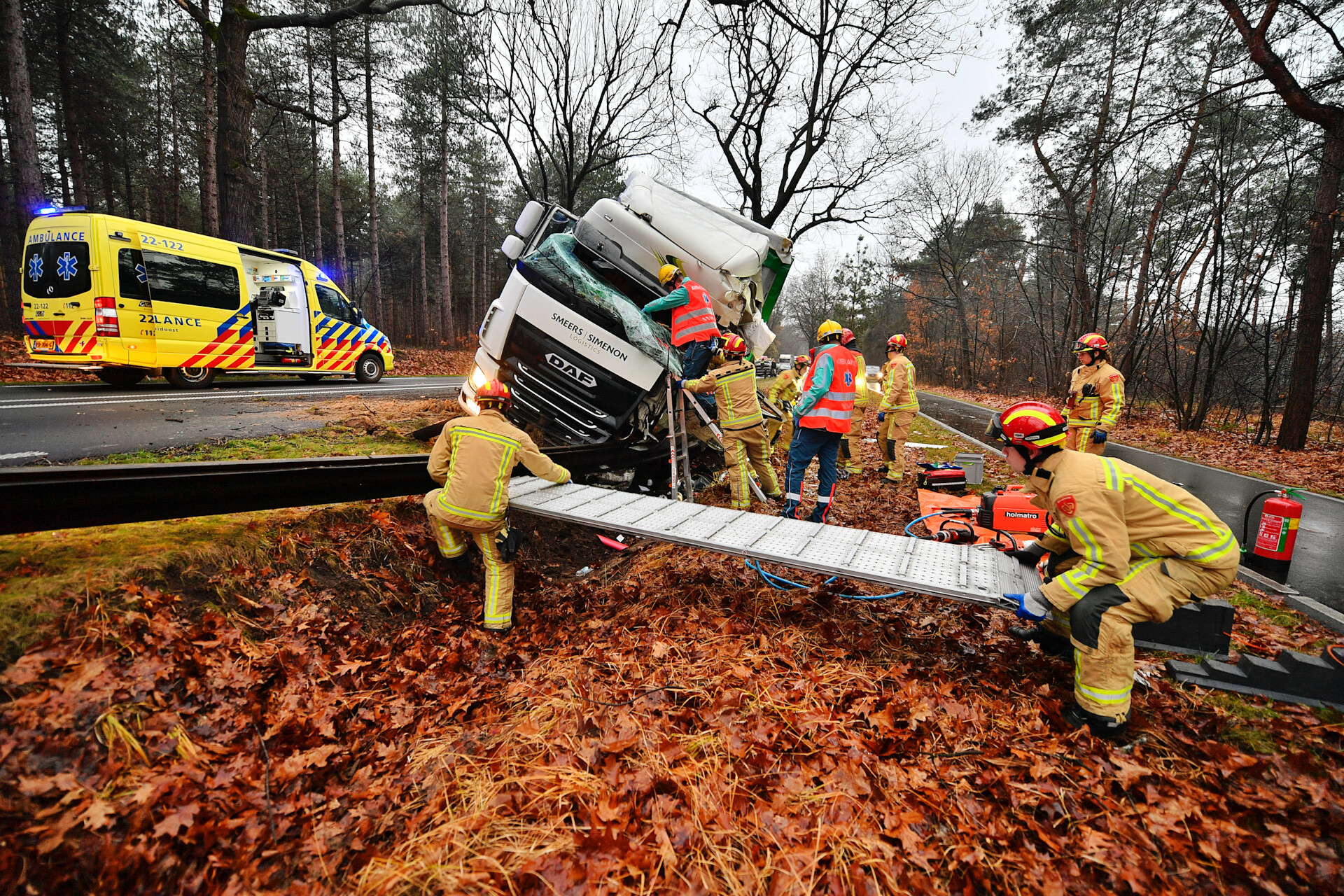 Ongeluk Met Vrachtwagen En Twee Auto’s Op N69 - 112Brabant