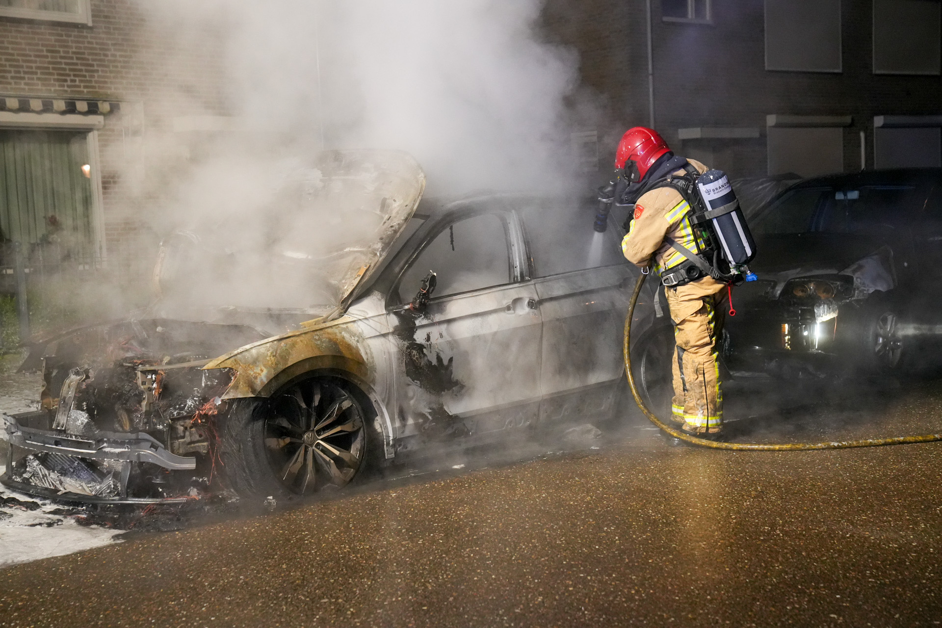 Drie auto’s getroffen door brand