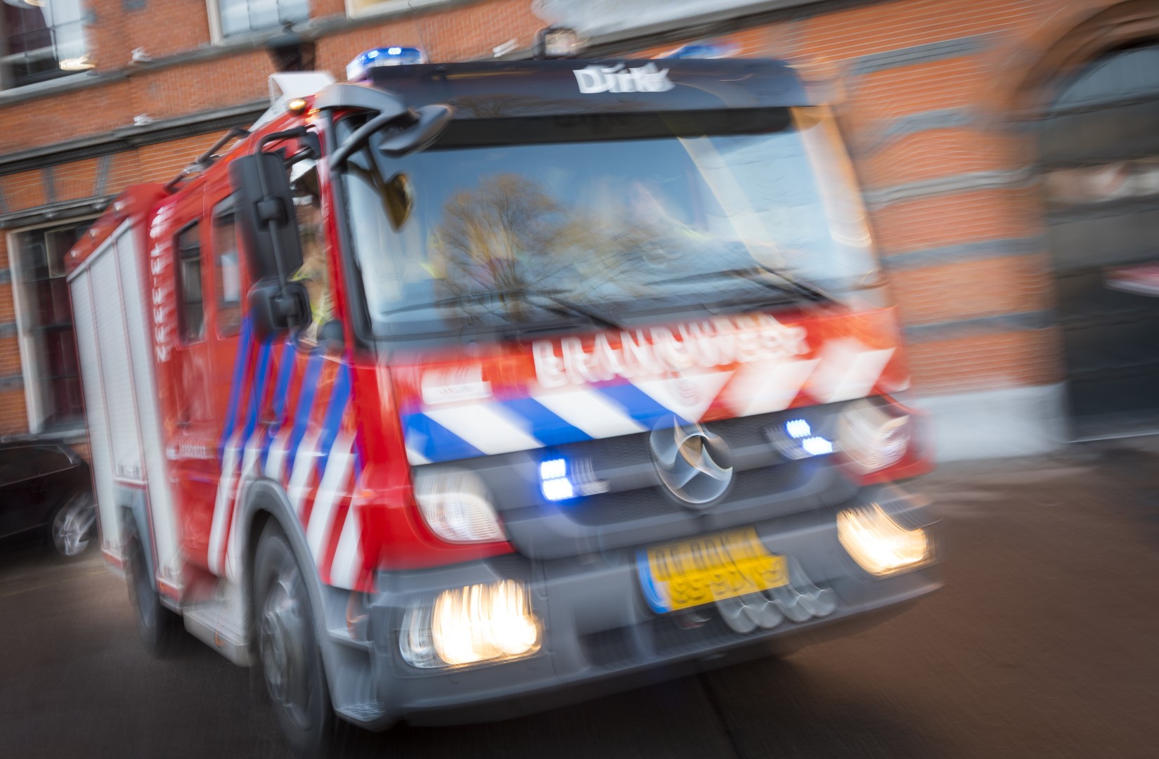 Brand in restaurant in Zaandam, tien woningen ontruimd