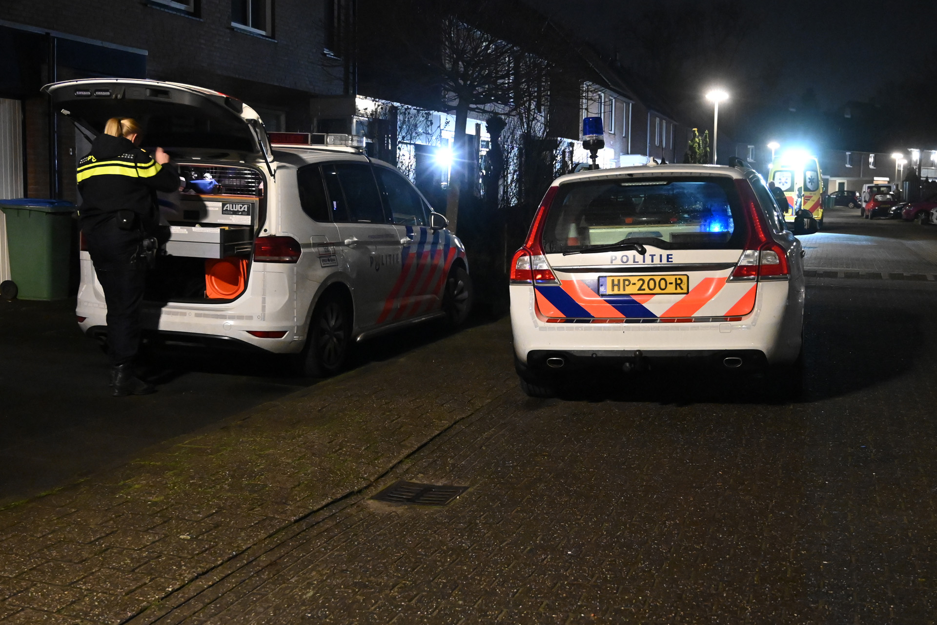 Steekpartij bij voetbalveldje, slachtoffer naar ziekenhuis