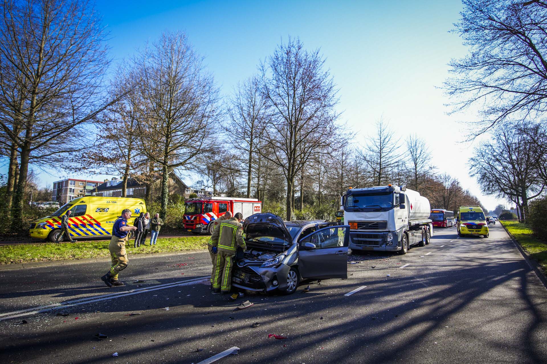 Ongeval Met Negen Voertuigen In De File Van Camper Ongeluk 112 Nederland