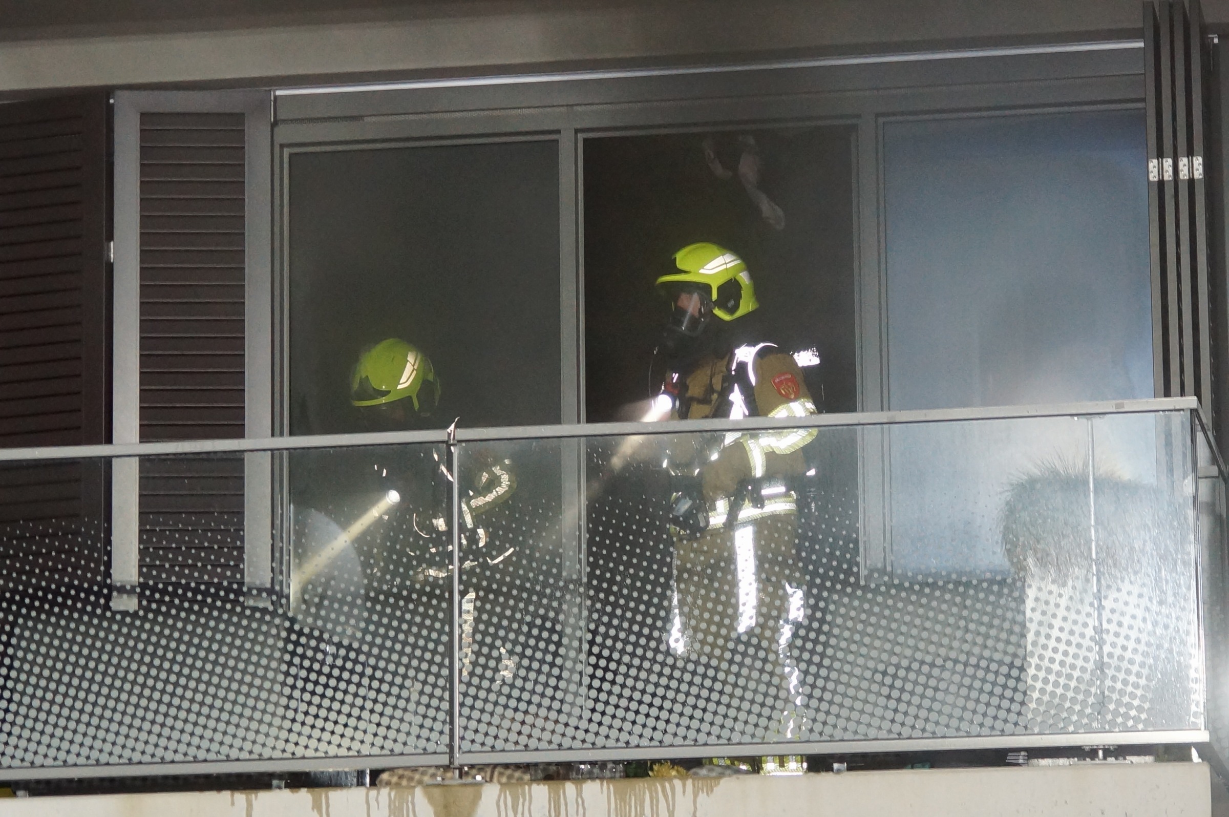 Woningen ontruimd na flinke brand in appartementencomplex