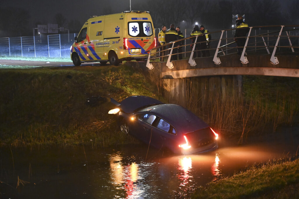 Alcoholmobilist Raakt Van De Weg En Belandt In De Sloot - 112Brabant