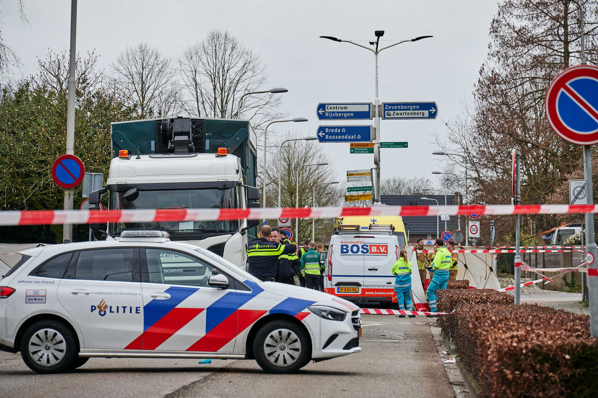 Vrouw (39) overleden na aanrijding met vrachtwagen
