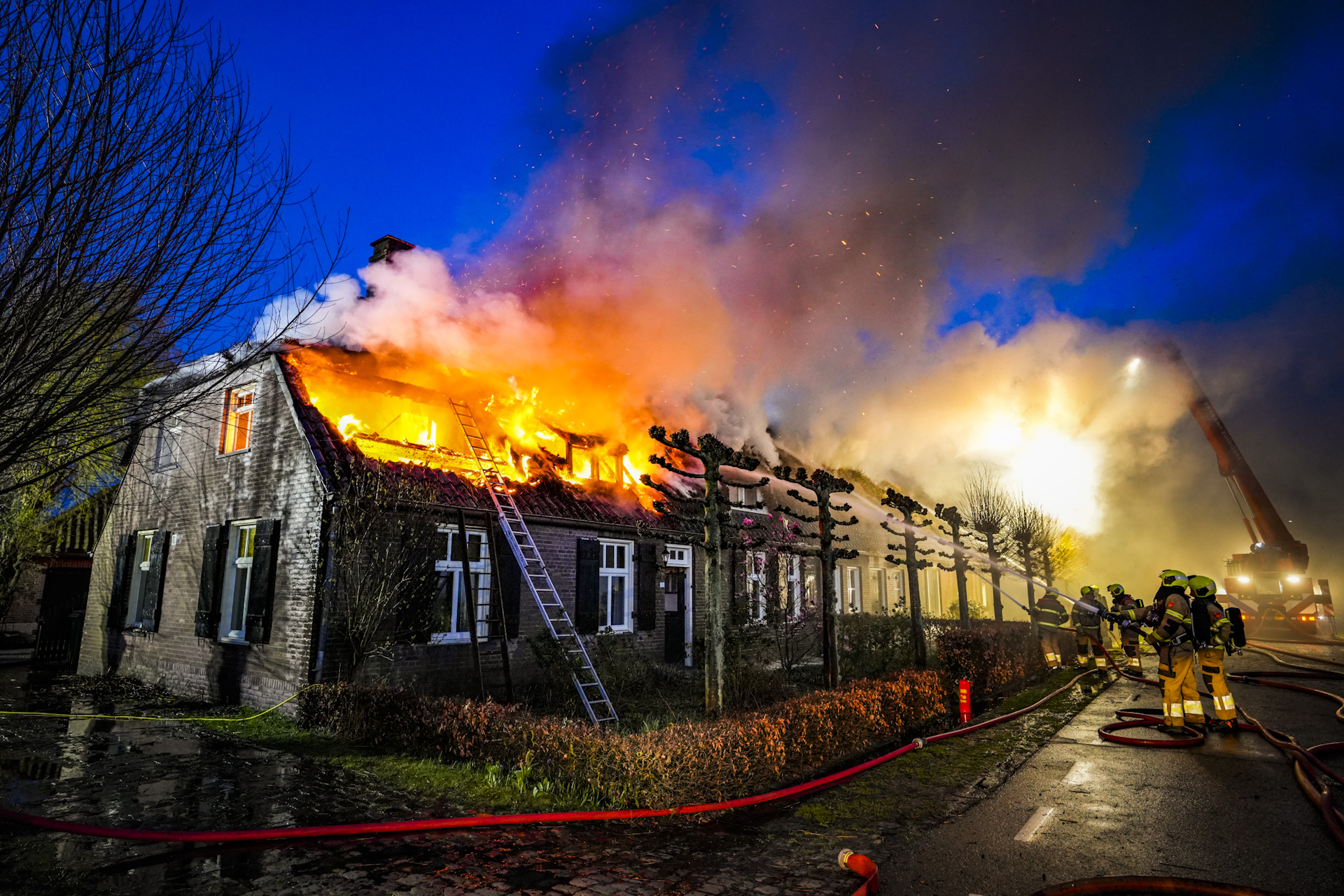 UPDATE: De schade is groot bij grote brand woning Boxtel
