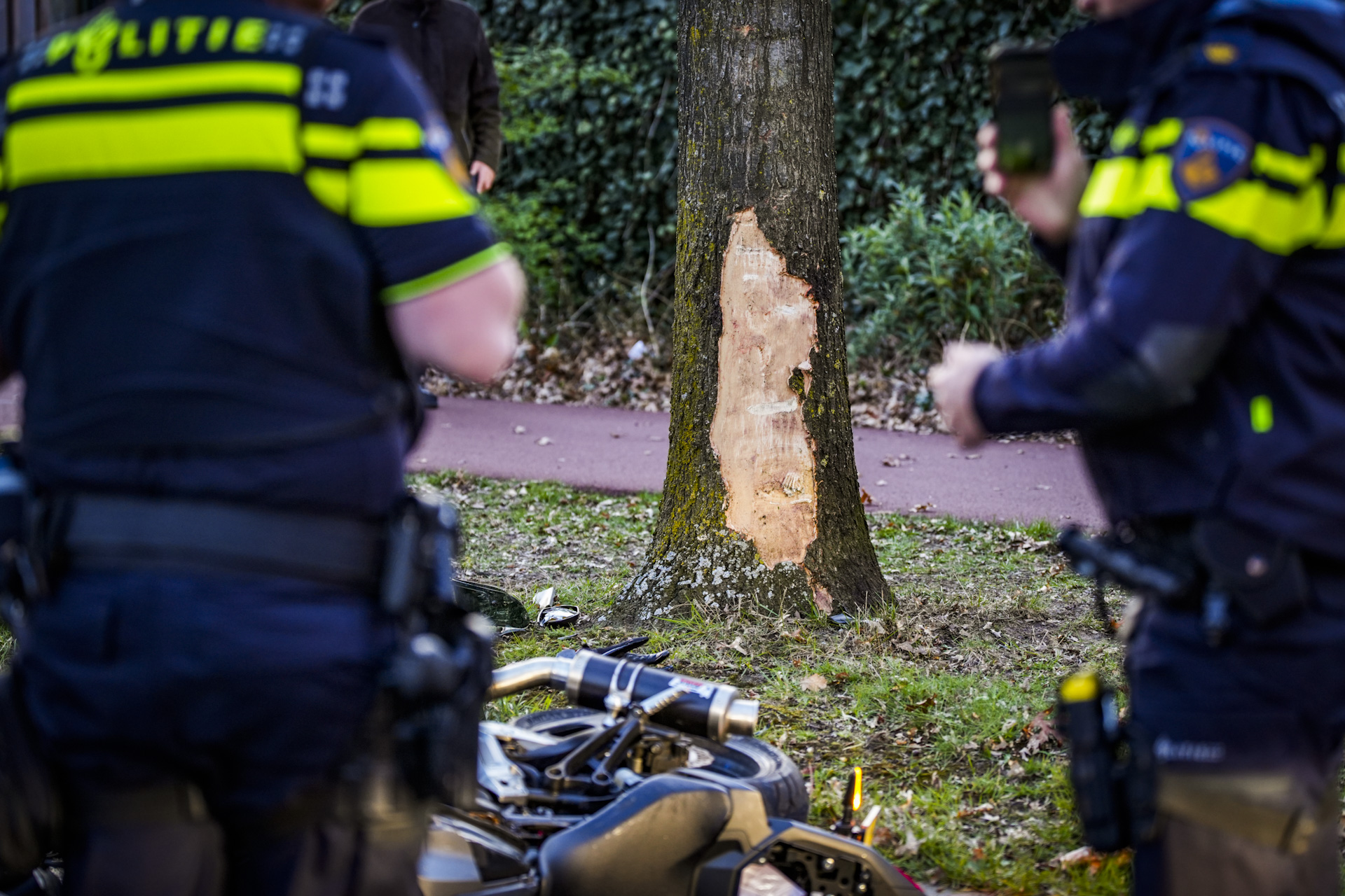 Motorrijder Ernstig Gewond Bij Botsing Tegen Boom - 112Brabant