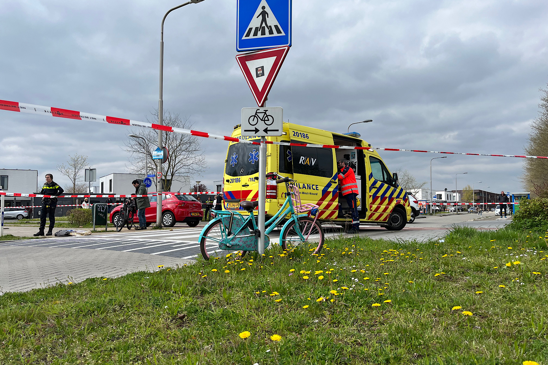 Meisje raakt ernstig gewond na aanrijding met auto