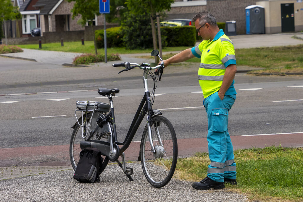 Fietser Loopt Flinke Hoofdwond Op Bij Aanrijding - 112Brabant