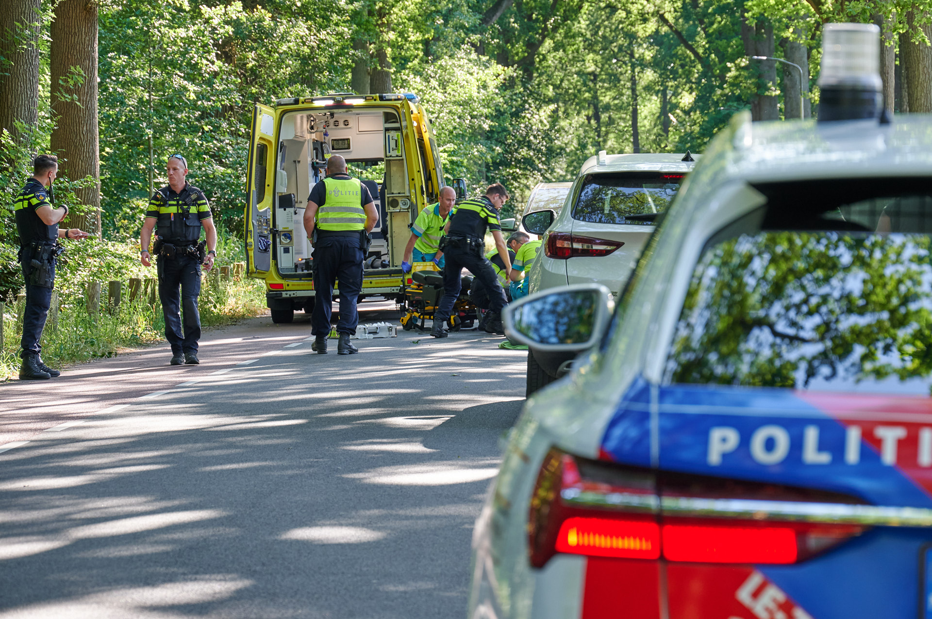 Fietser ernstig gewond na aanrijding met auto