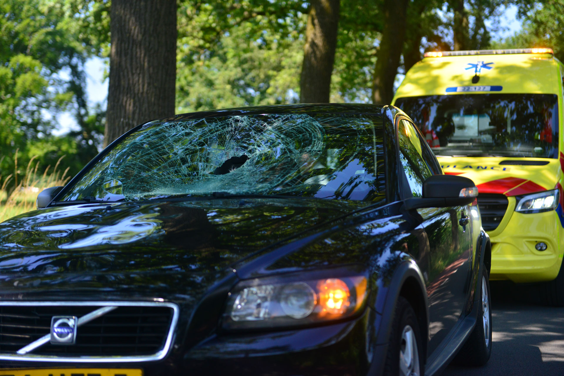 UPDATE: Fietser (64) overlijdt aan verwondingen door aanrijding