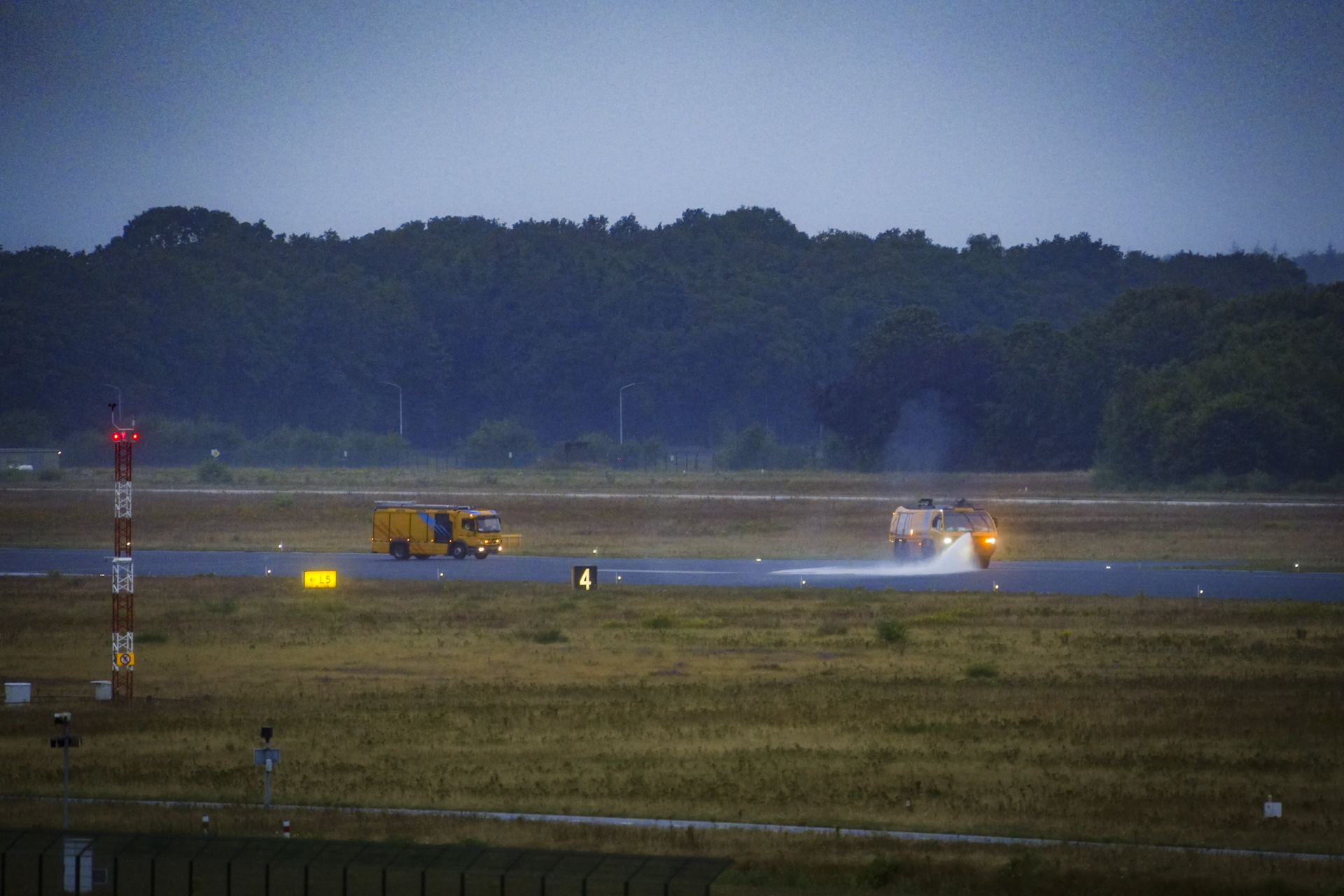 Ryanair-vliegtuig krijgt klapband tijdens landing