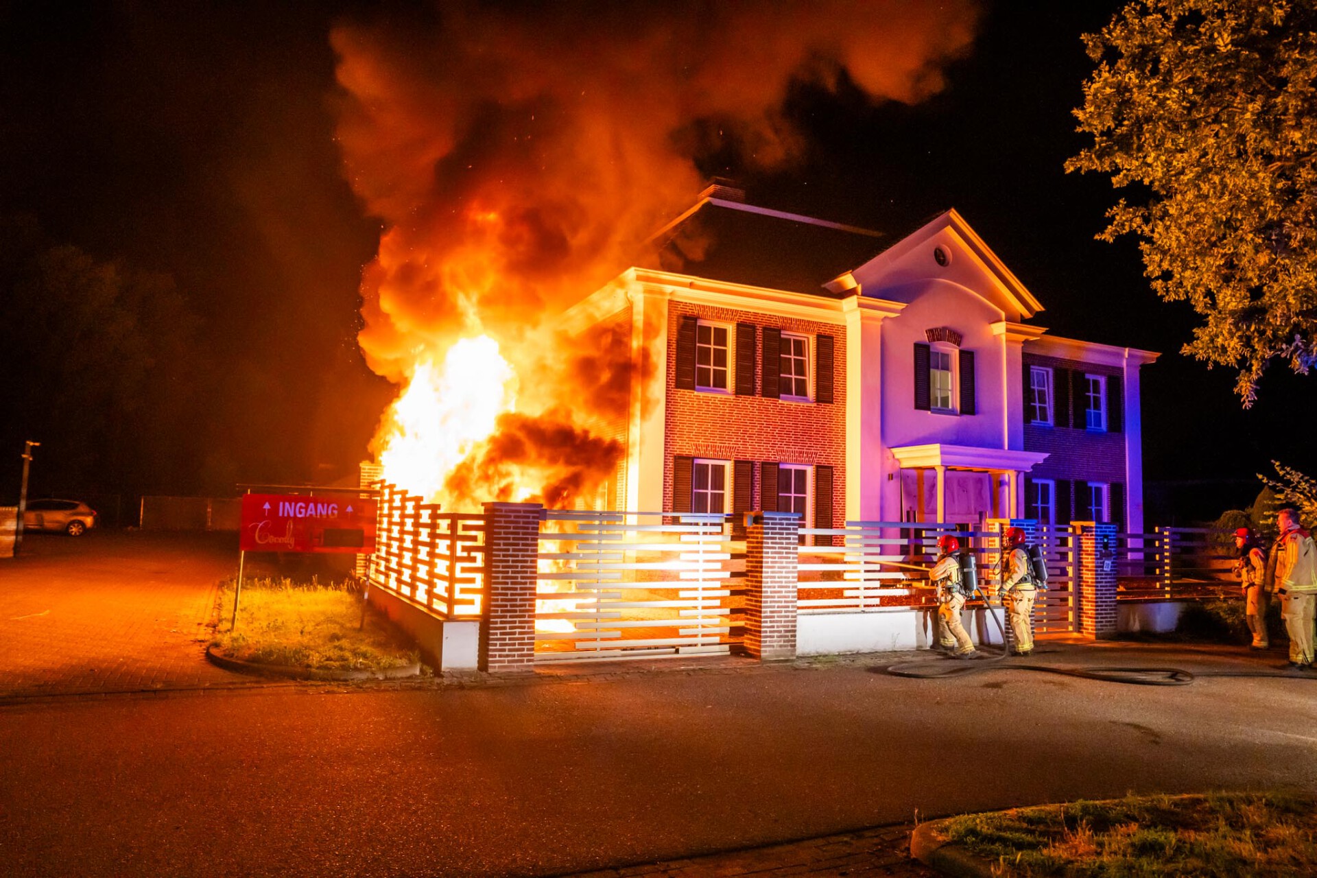 Aanslagpleger op woning liep zelf brandwonden op