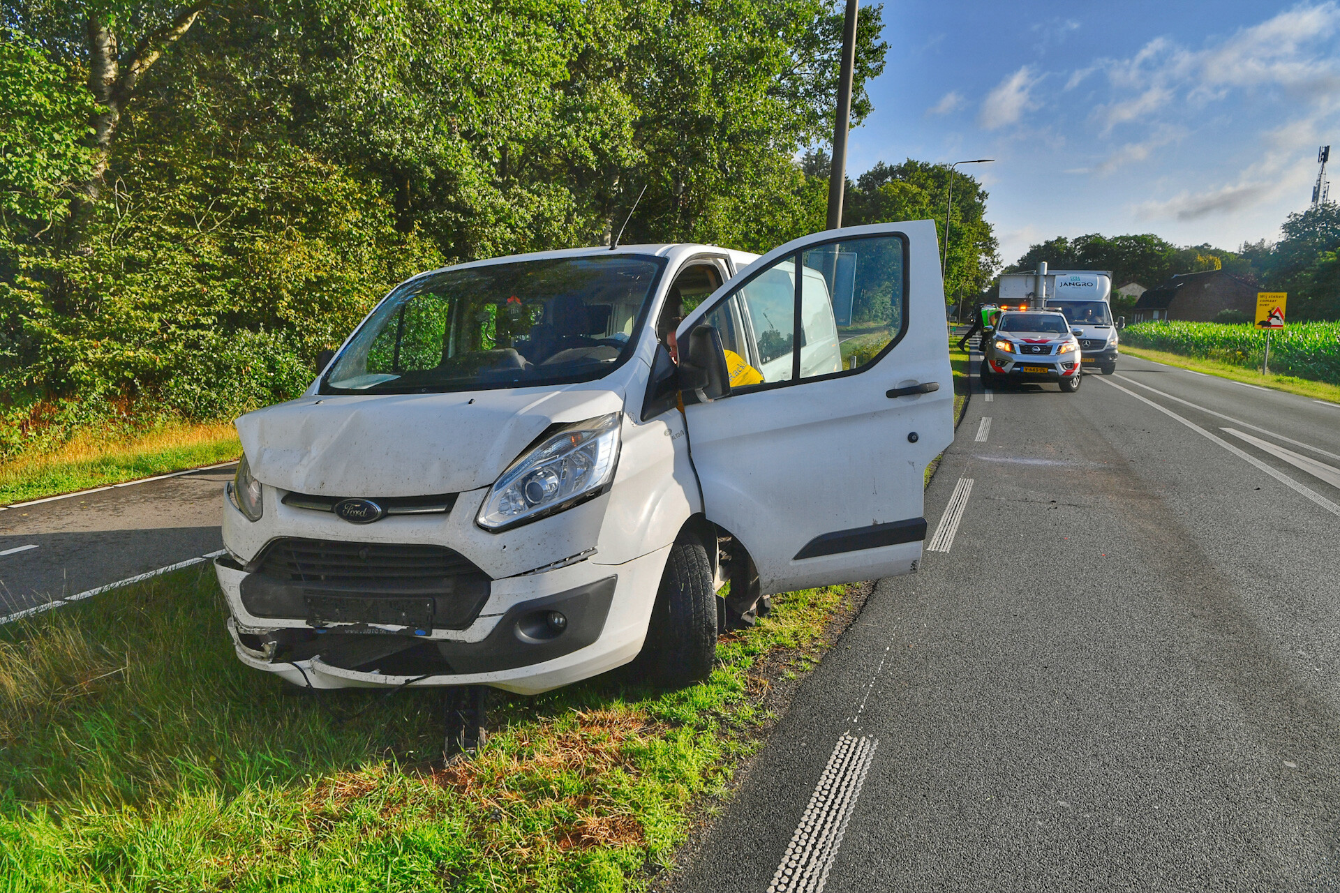 Lange file door kopstaart bosting