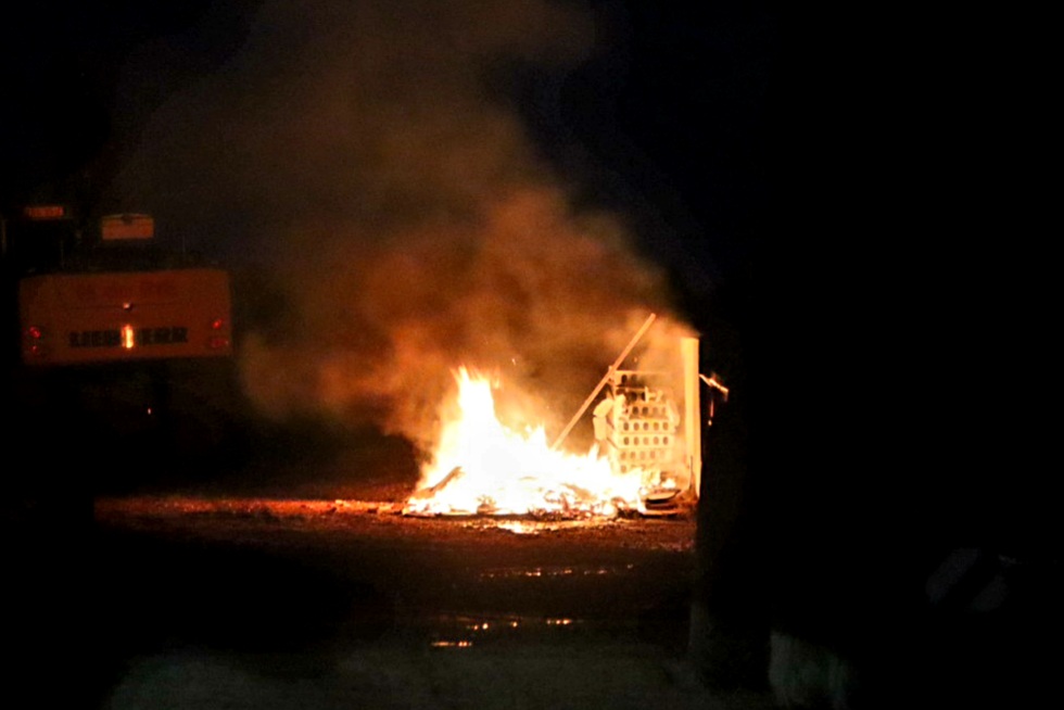 Brand op Boerenerf zorgt voor flinke rookontwikkeling