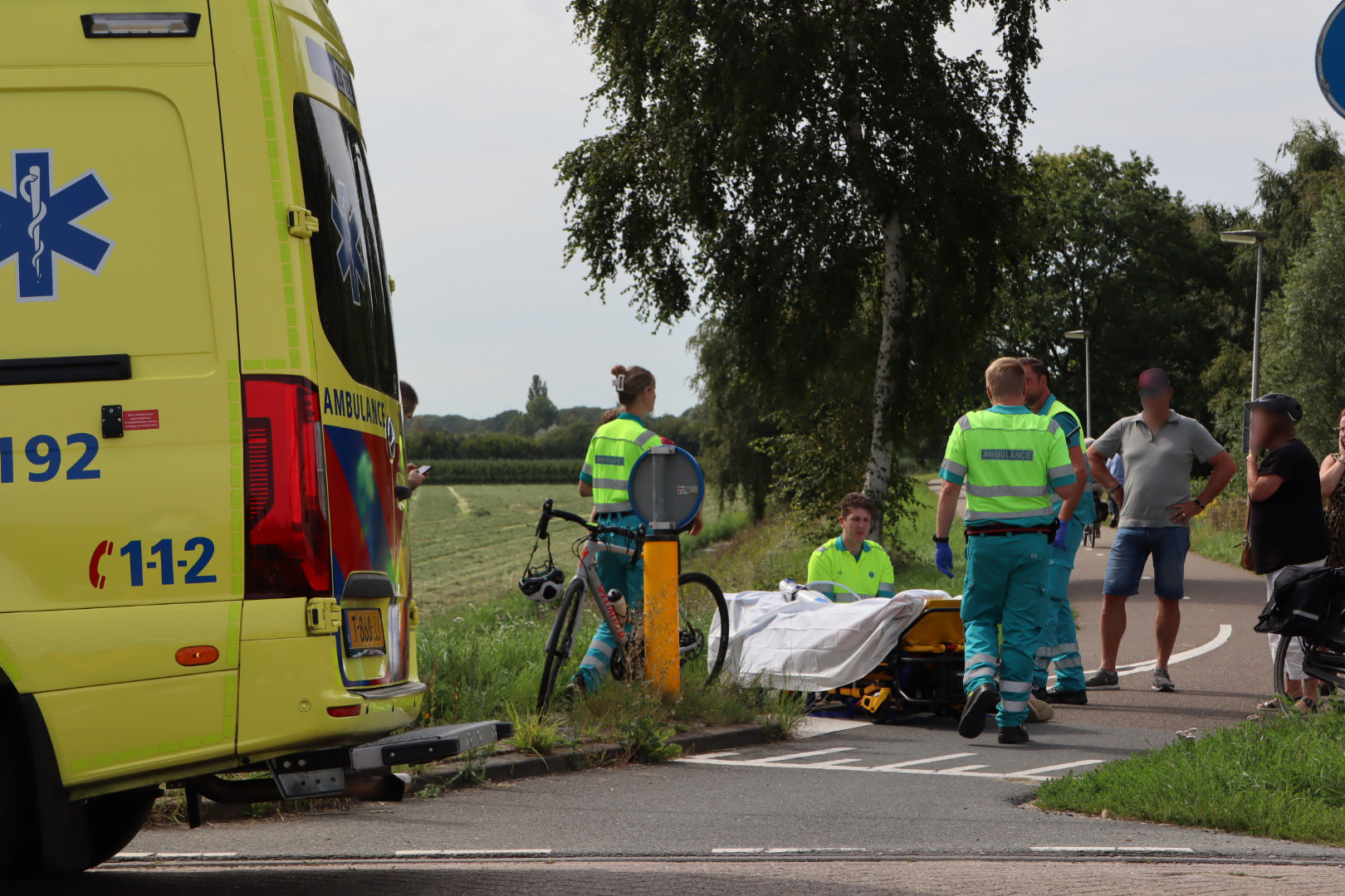 Fietser Gewond Na Botsing Met Wielrenner