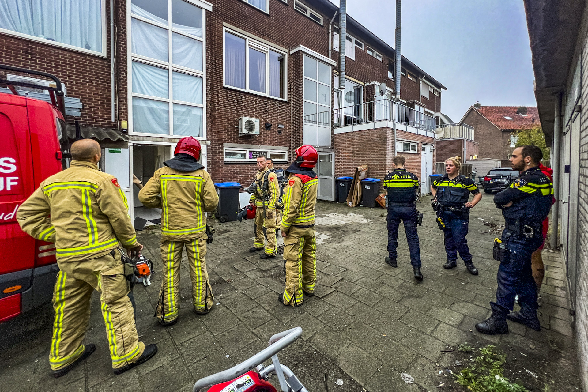 Zoektocht naar vuurhaard in appartementencomplex