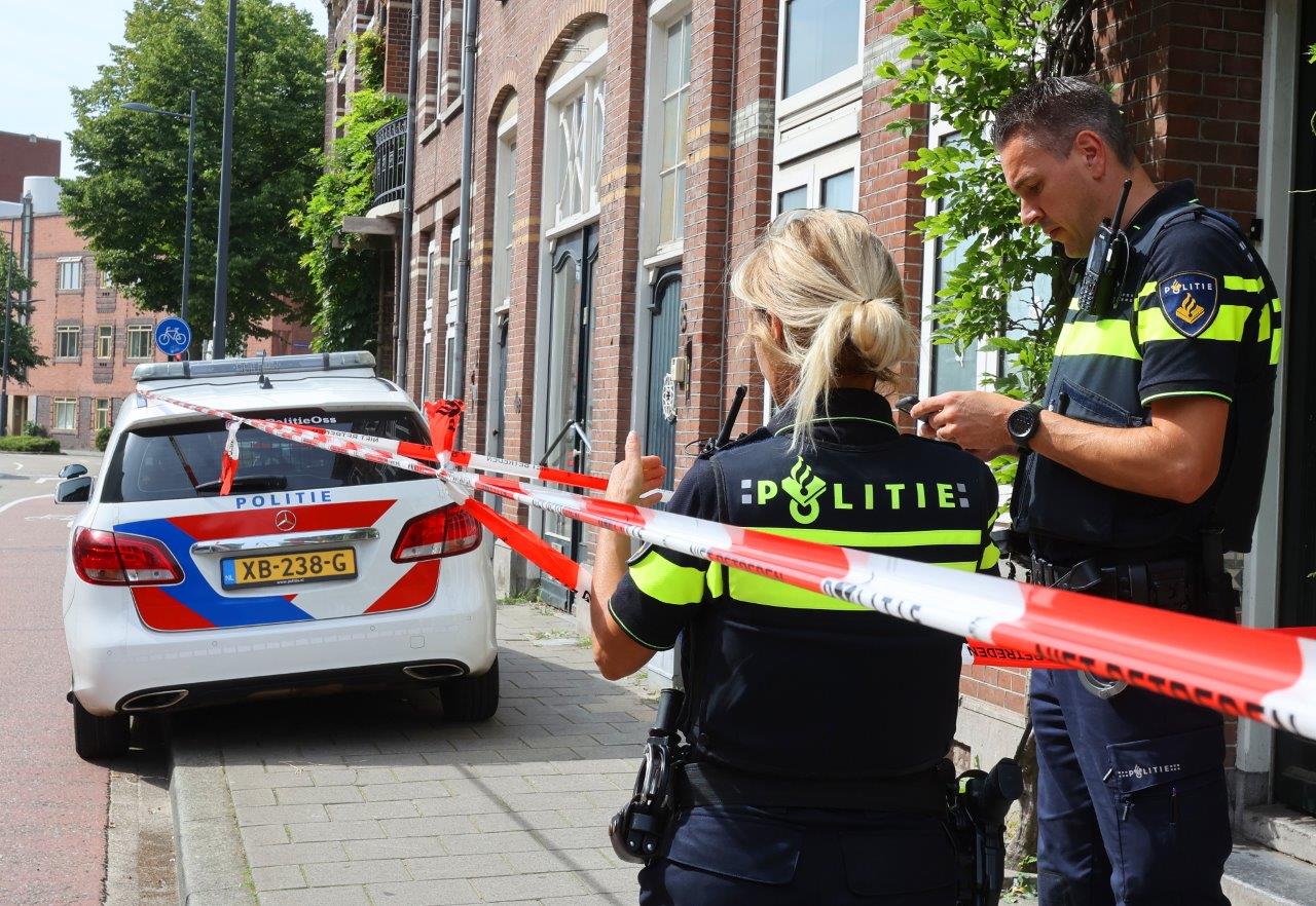 Vrouw (56) gearresteerd in verband met onderzoek naar gewelddadige dood van man