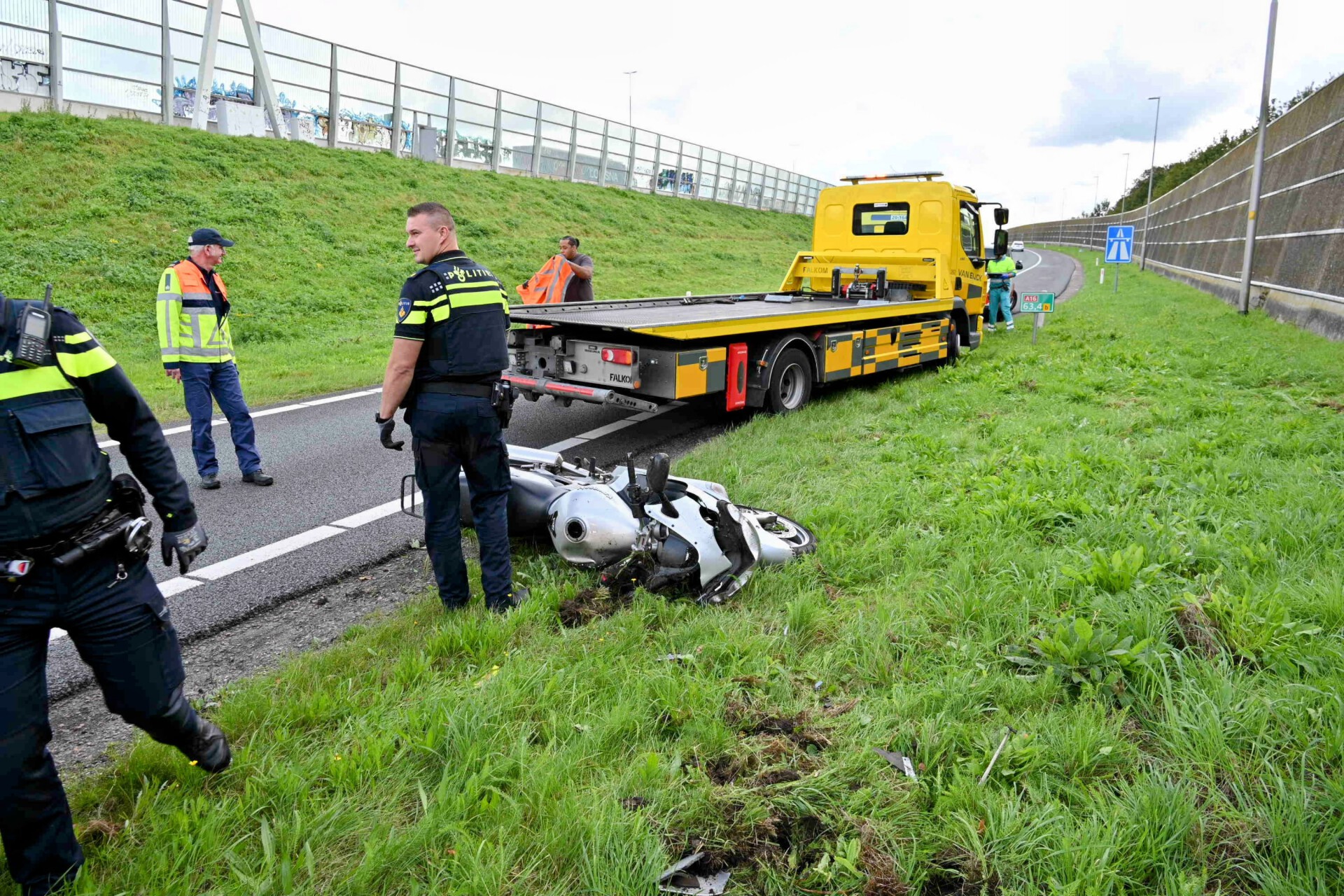 Motorrijder gewond bij eenzijdig ongeval