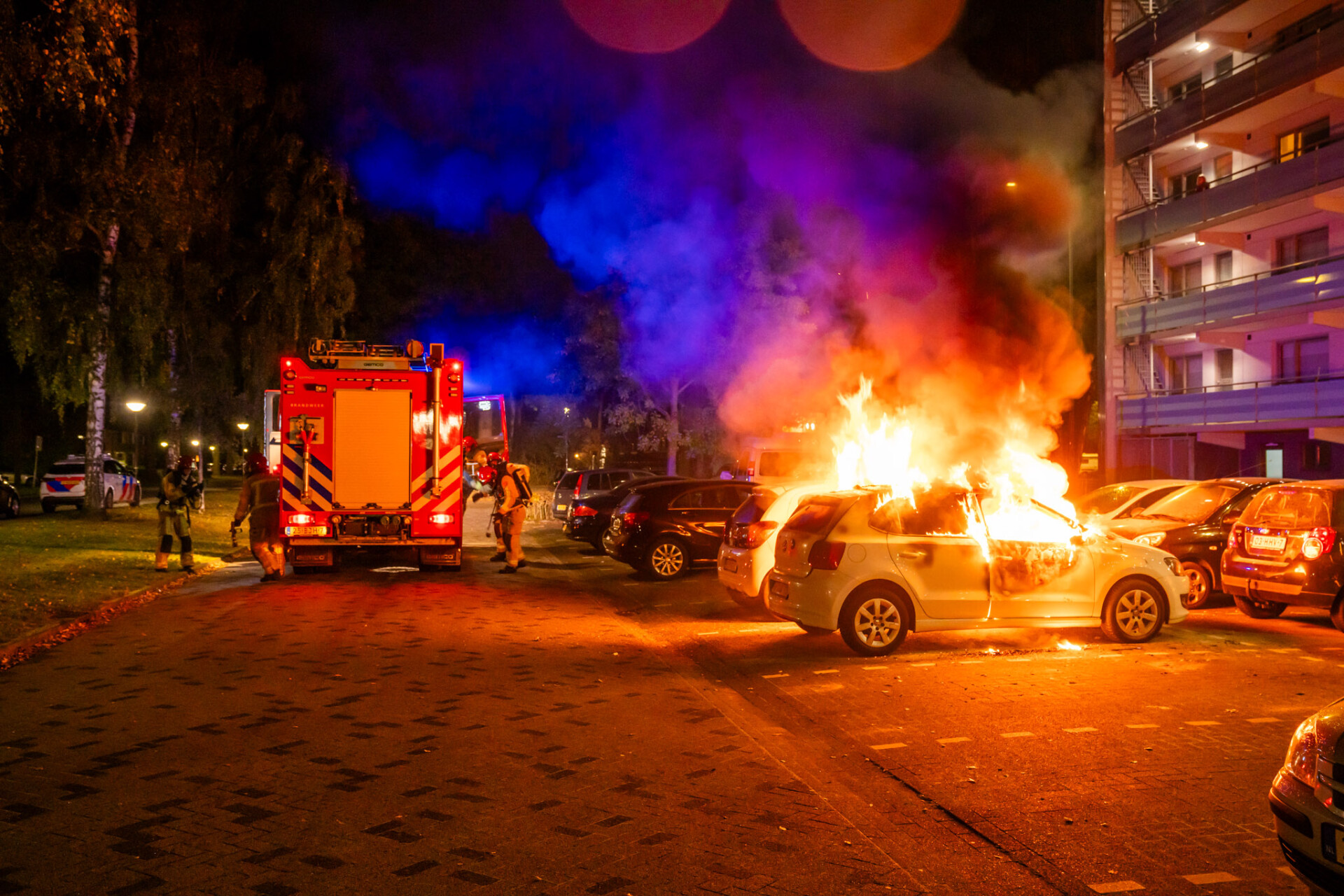 Auto uitgebrand, politie onderzoekt mogelijke brandstichting
