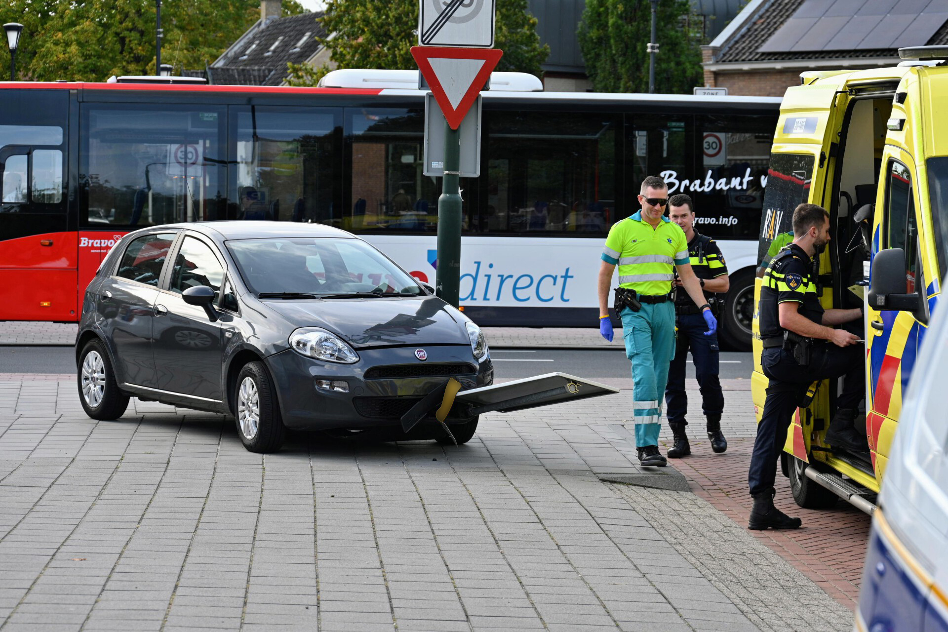 Ouderen thuisgebracht door hulpdiensten na ongeval