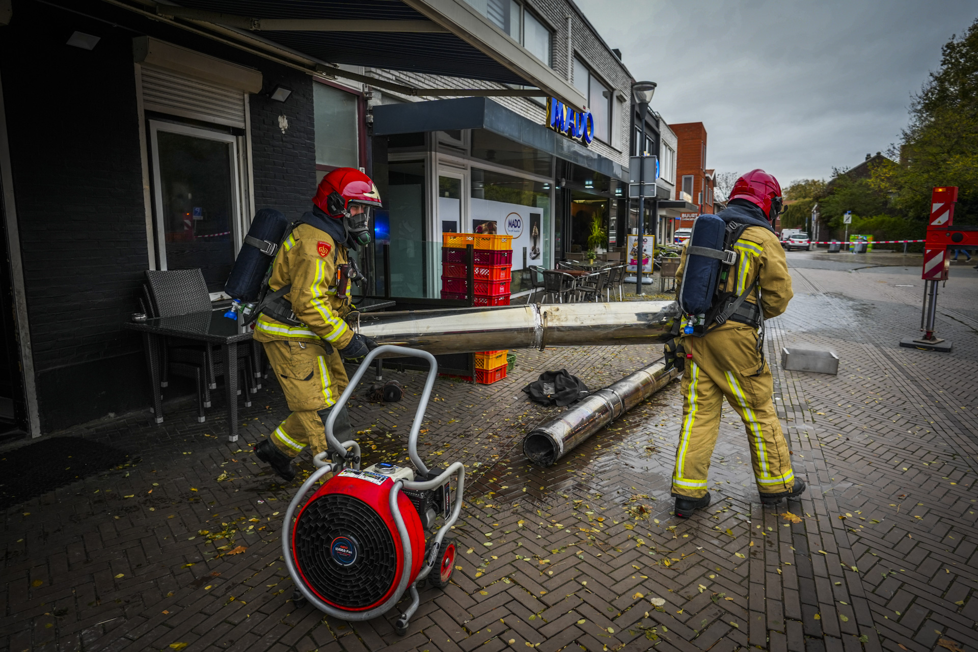 Restaurant ontruimd nadat er brand uitbreekt