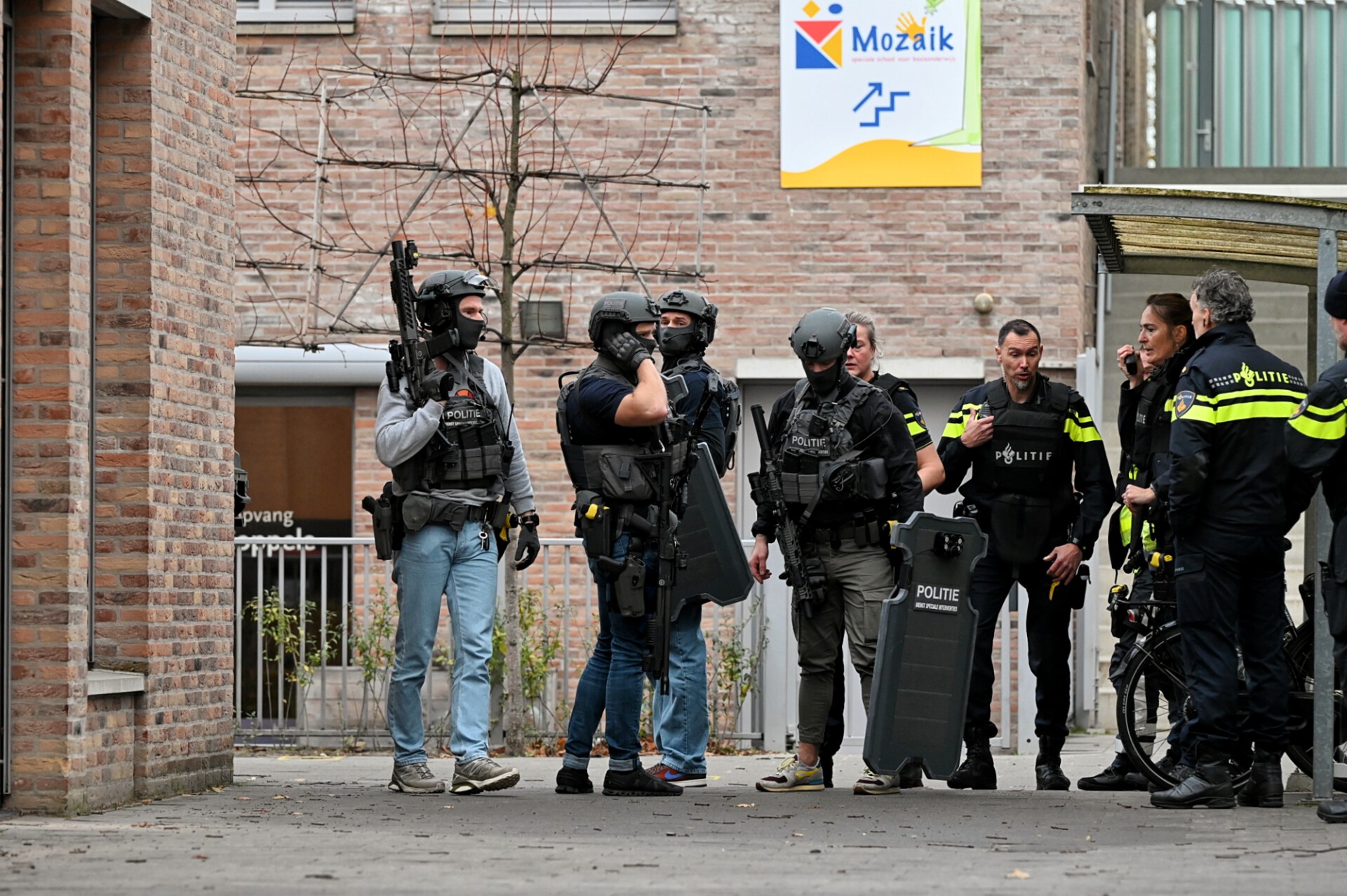 UPDATE: Verdachte binnendringen school aangehouden