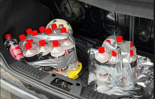 Zelfgemaakte vuurwerkbommen in kofferbak aangetroffen