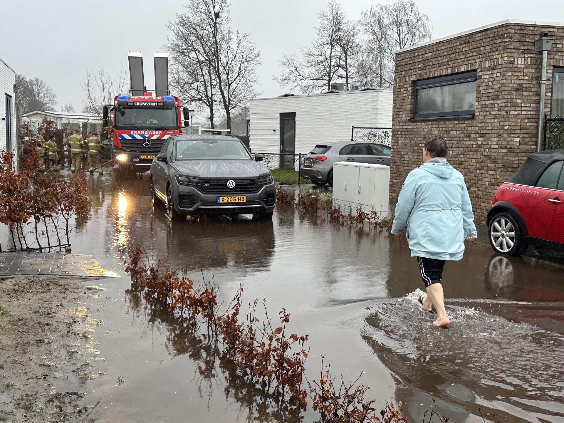 Recreatiepark onder water door hevige regenval