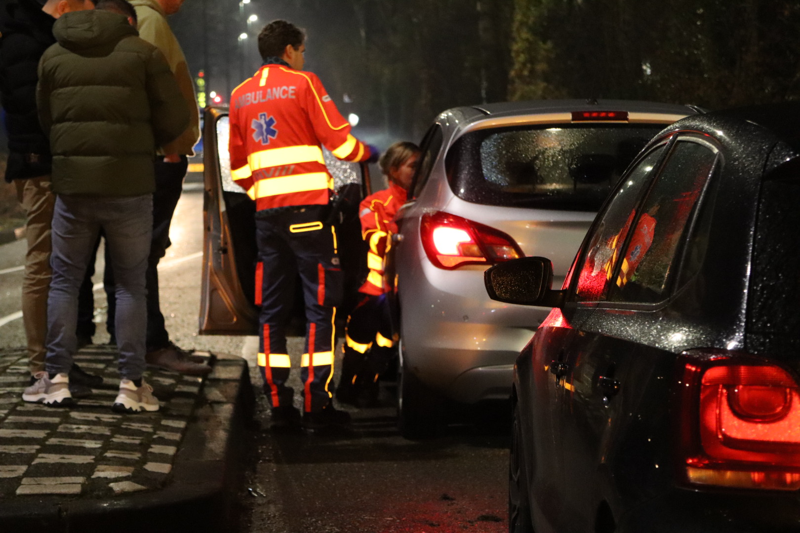 Meerdere voertuigen botsten op elkaar in Waalwijk