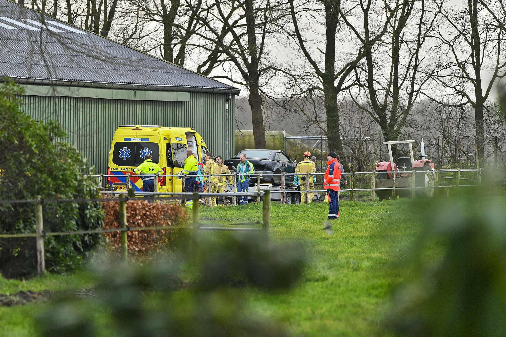 Man komt onder shovel terecht