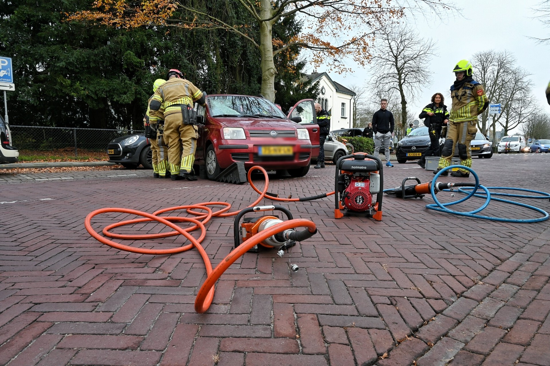 Gewonde bij ongeval op kruising in Oisterwijk
